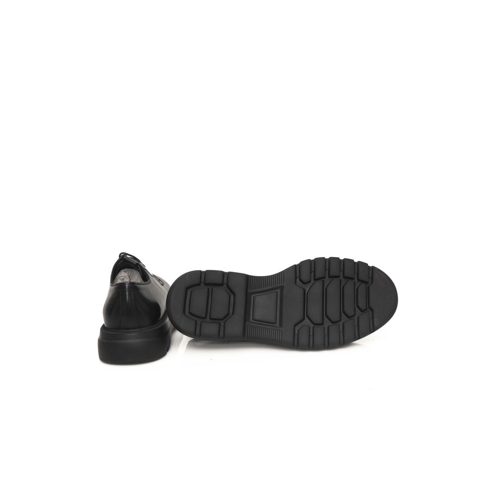 Cerruti 1881 Black Calfskin Shoe – EU42/US9 par Cerruti 1881 | Disponible sur Sandy Store ByNet