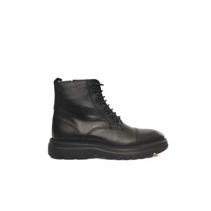 Cerruti 1881 Black Cowhide Boot – EU43/US10 par Cerruti 1881 | Disponible sur Sandy Store ByNet