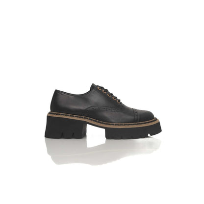 Cerruti 1881 Black Cowhide Shoe – EU36/US6 par Cerruti 1881 | Disponible sur Sandy Store ByNet