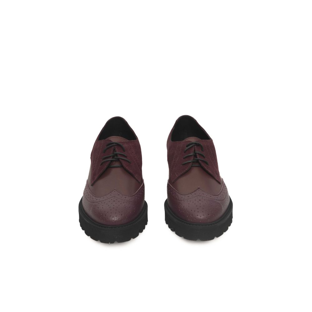 Cerruti 1881 Burgundy Cowhide Women Loafer – EU38/US8 par Cerruti 1881 | Disponible sur Sandy Store ByNet