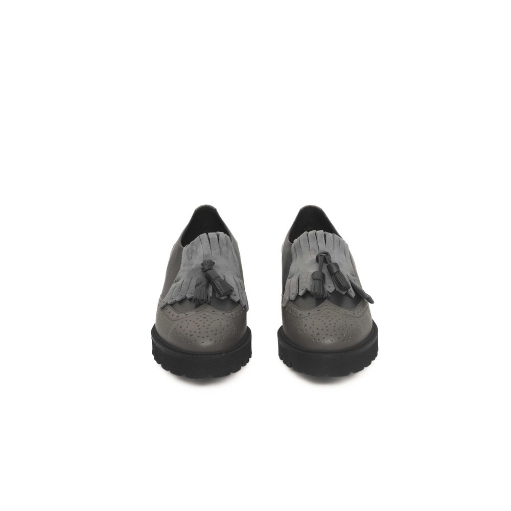 Cerruti 1881 Gray Cowhide Loafer – EU38/US8 par Cerruti 1881 | Disponible sur Sandy Store ByNet