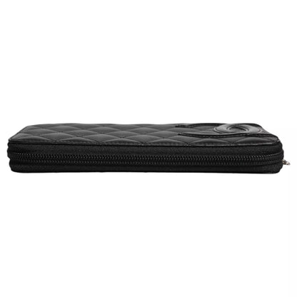 Chanel Black Quilted Leather Logo CC Continental Zip Wallet – par Chanel | Disponible sur Sandy Store ByNet