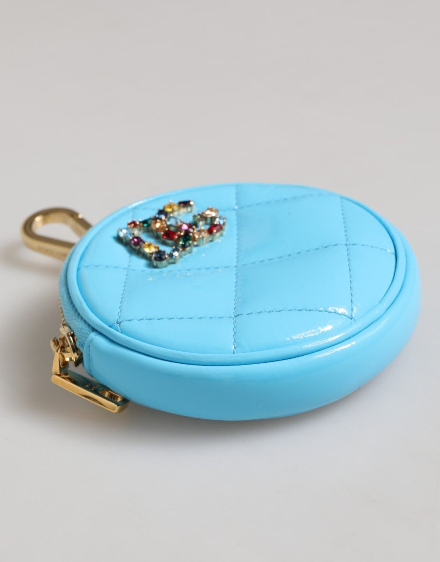Dolce & Gabbana Azure Blue Leather Round Coin Purse Keychain Crystal Logo Wallet – par Dolce & Gabbana | Disponible sur Sandy Store ByNet