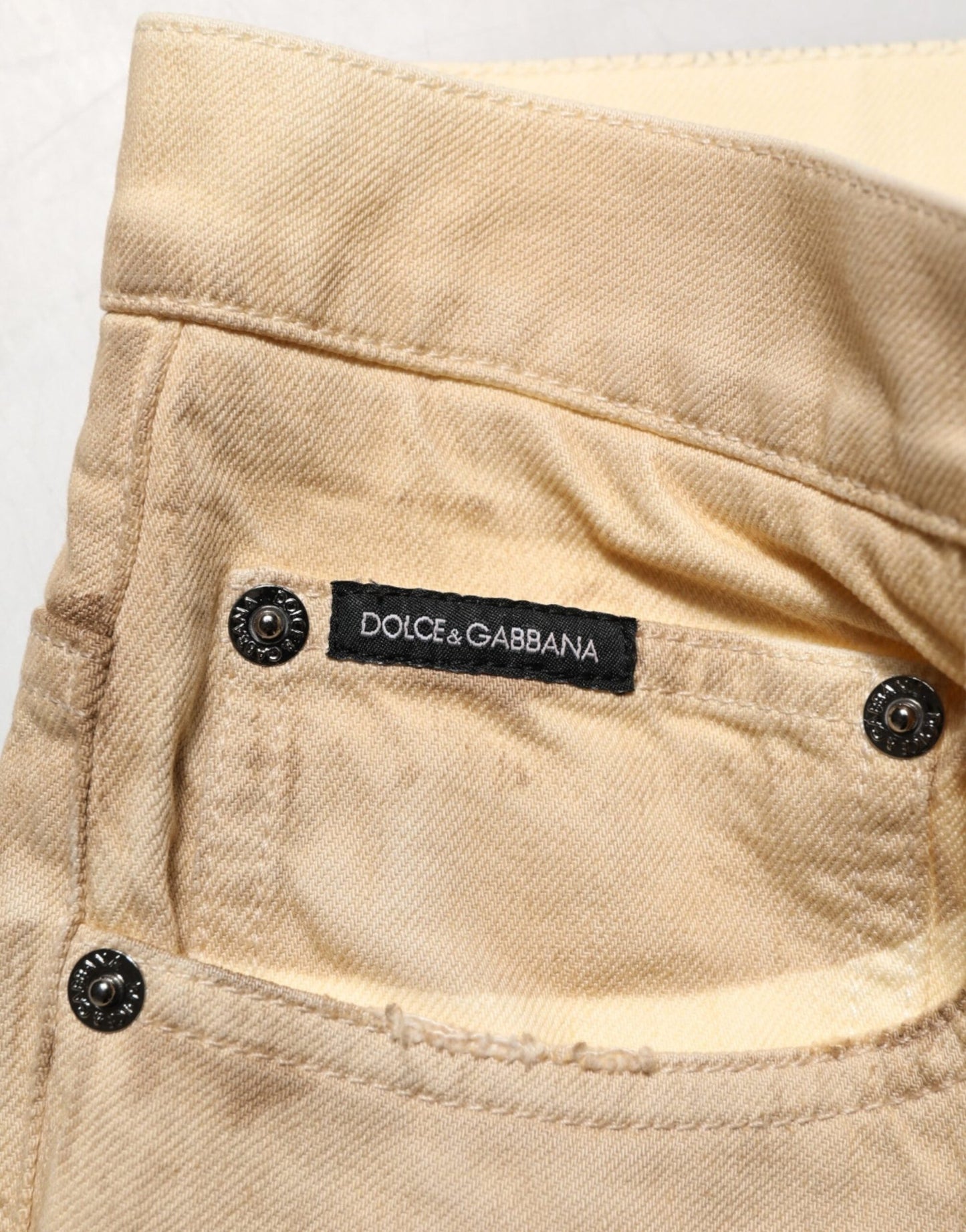 Dolce & Gabbana Beige Cotton Loose Tattered Men Denim Jeans – IT48 | M par Dolce & Gabbana | Disponible sur Sandy Store ByNet