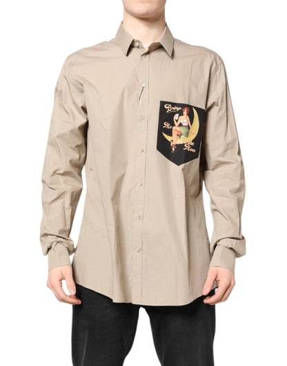 Dolce & Gabbana Beige Pin Up Print MARTINI Men Casual Shirt – IT45 | 3XL par Dolce & Gabbana | Disponible sur Sandy Store ByNet