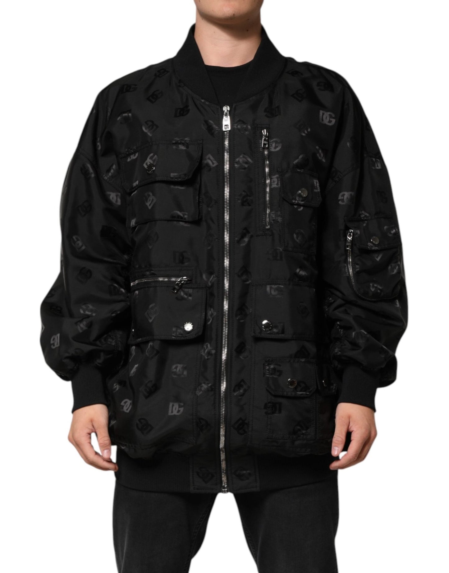 Dolce & Gabbana Black Cargo Windbraker Logo Mania Jacket – IT58 | 3XL par Dolce & Gabbana | Disponible sur Sandy Store ByNet