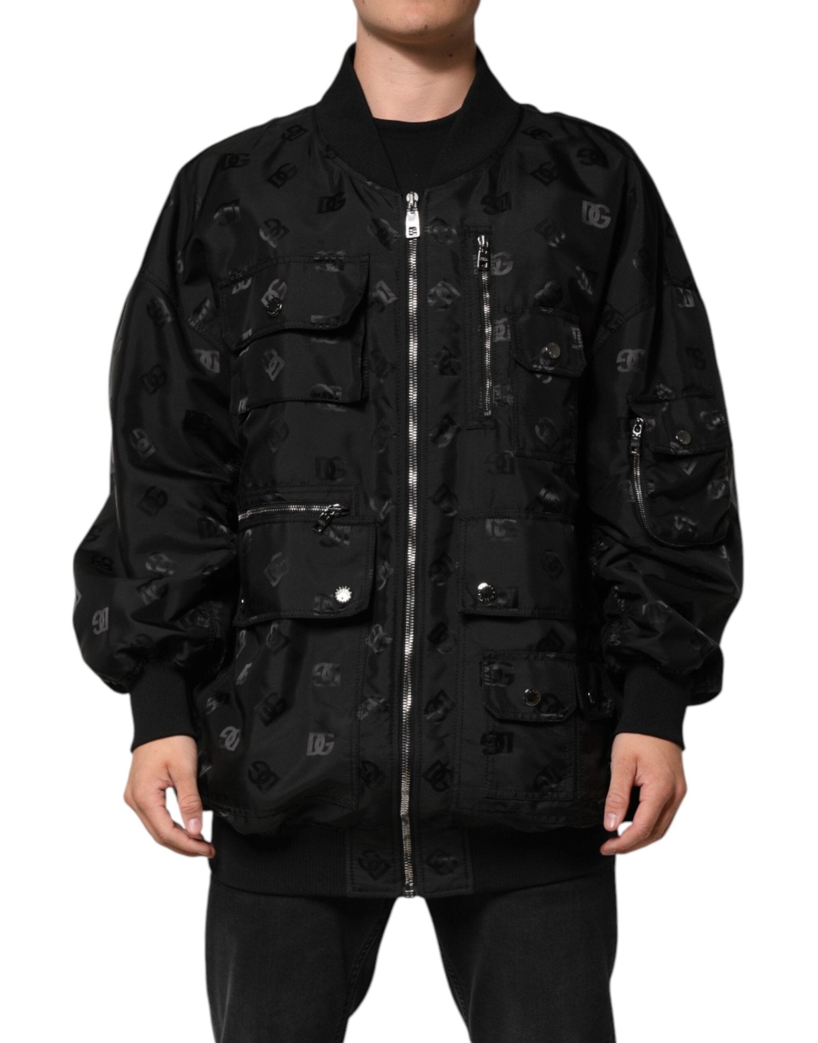 Dolce & Gabbana Black Cargo Windbraker Logo Mania Jacket – IT58 | 3XL par Dolce & Gabbana | Disponible sur Sandy Store ByNet
