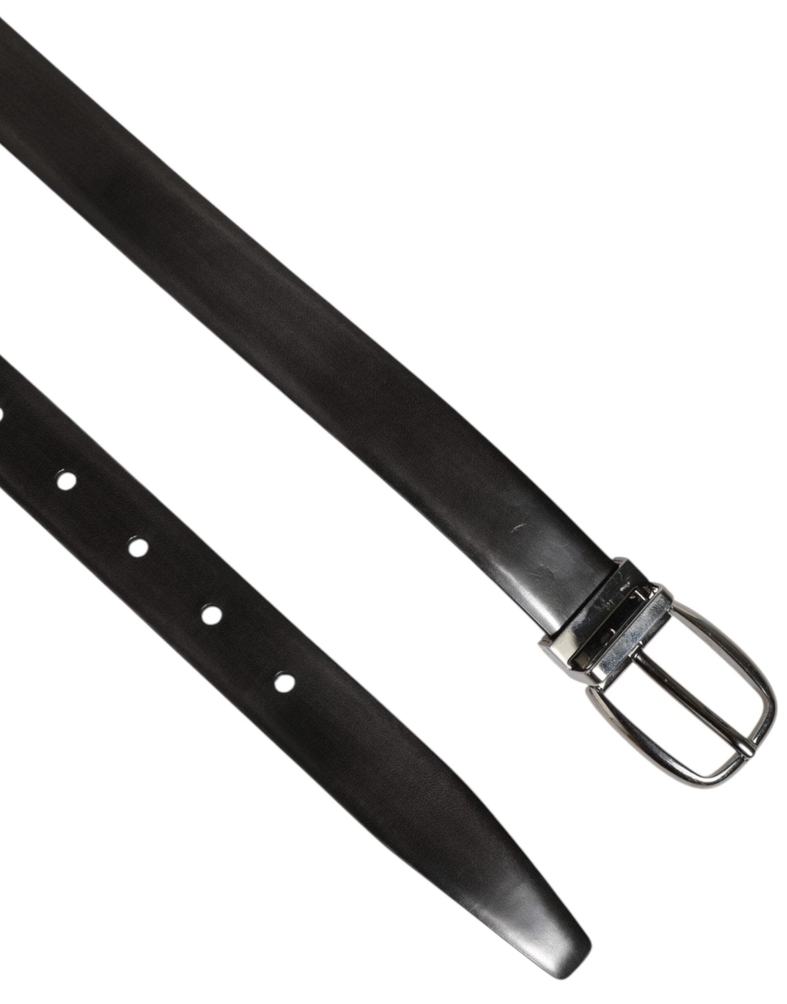 Dolce & Gabbana Black Classic Leather Silver - Tone Buckle Belt – 80 cm / 32 Inches par Dolce & Gabbana | Disponible sur Sandy Store ByNet