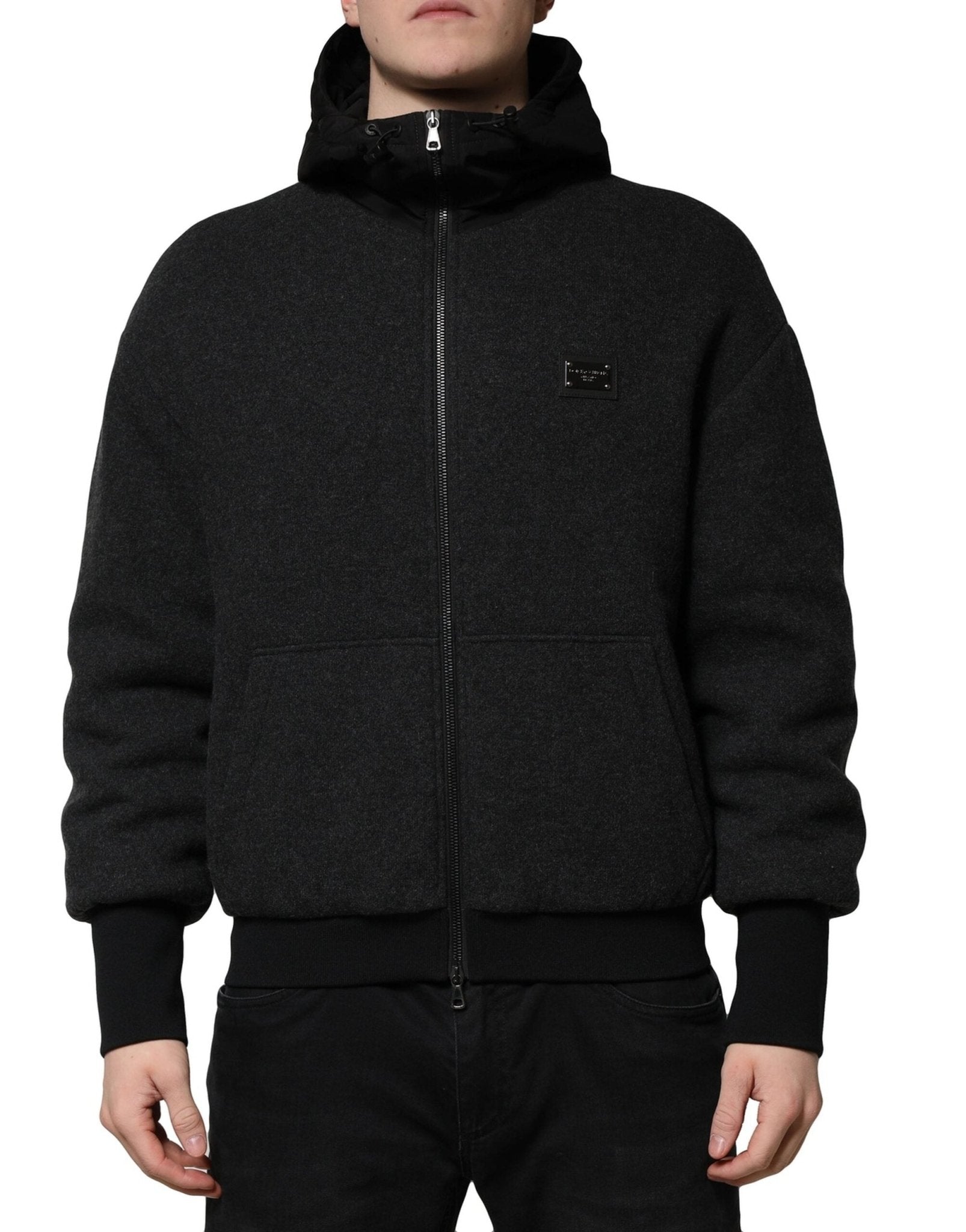Dolce & Gabbana Black DG Logo Plaque Hooded Bomber Jacket – IT46 | S par Dolce & Gabbana | Disponible sur Sandy Store ByNet