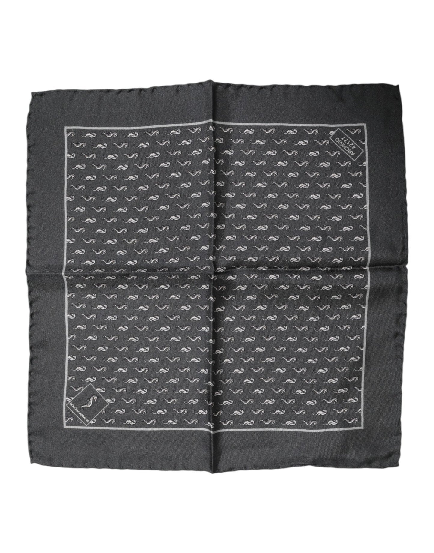 Dolce & Gabbana Black Fish Print Silk Square Men Foulard Scarf – par Dolce & Gabbana | Disponible sur Sandy Store ByNet