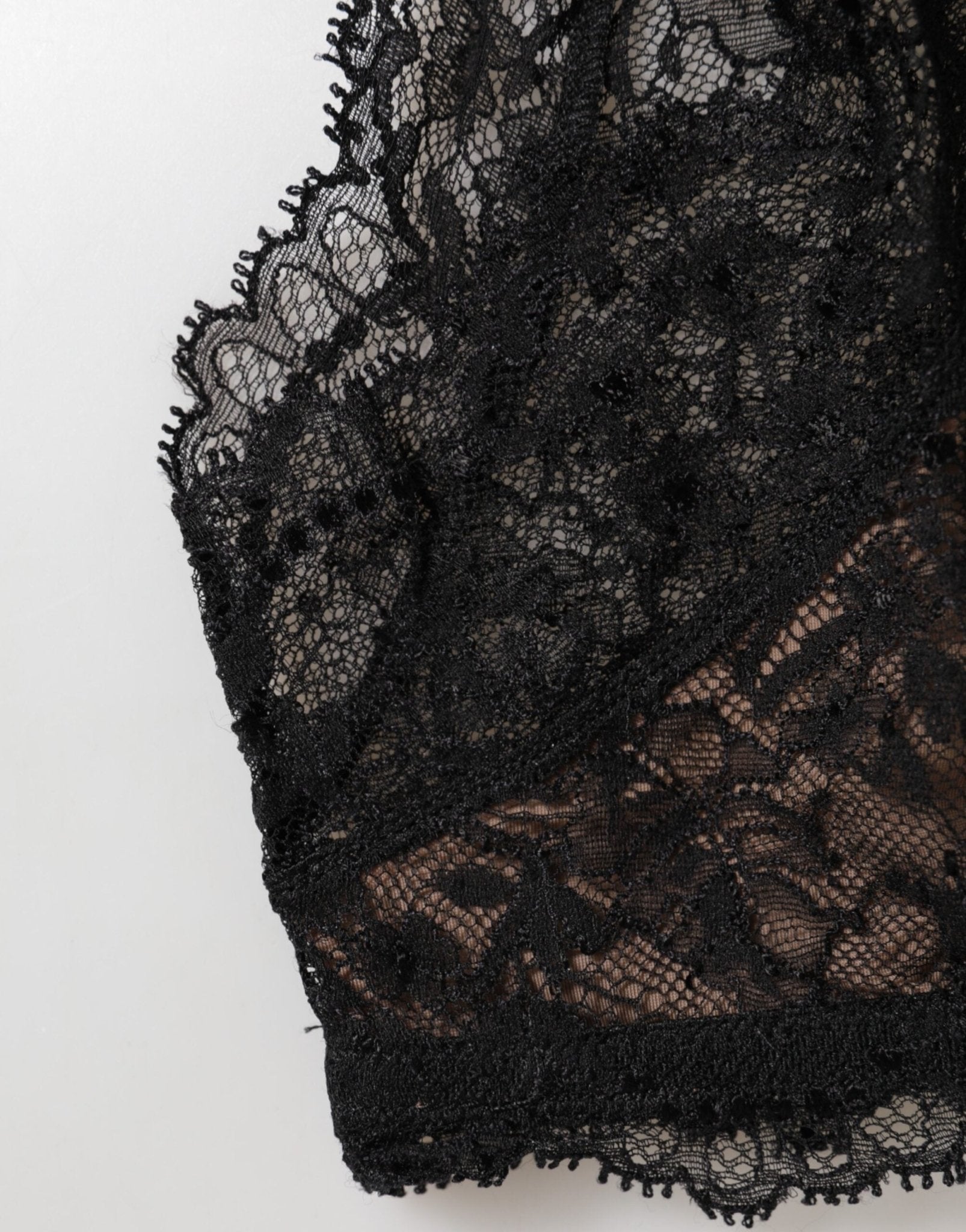 Dolce & Gabbana Black Floral Lace Mesh High Brief Panty Underwear – IT2 | S par Dolce & Gabbana | Disponible sur Sandy Store ByNet