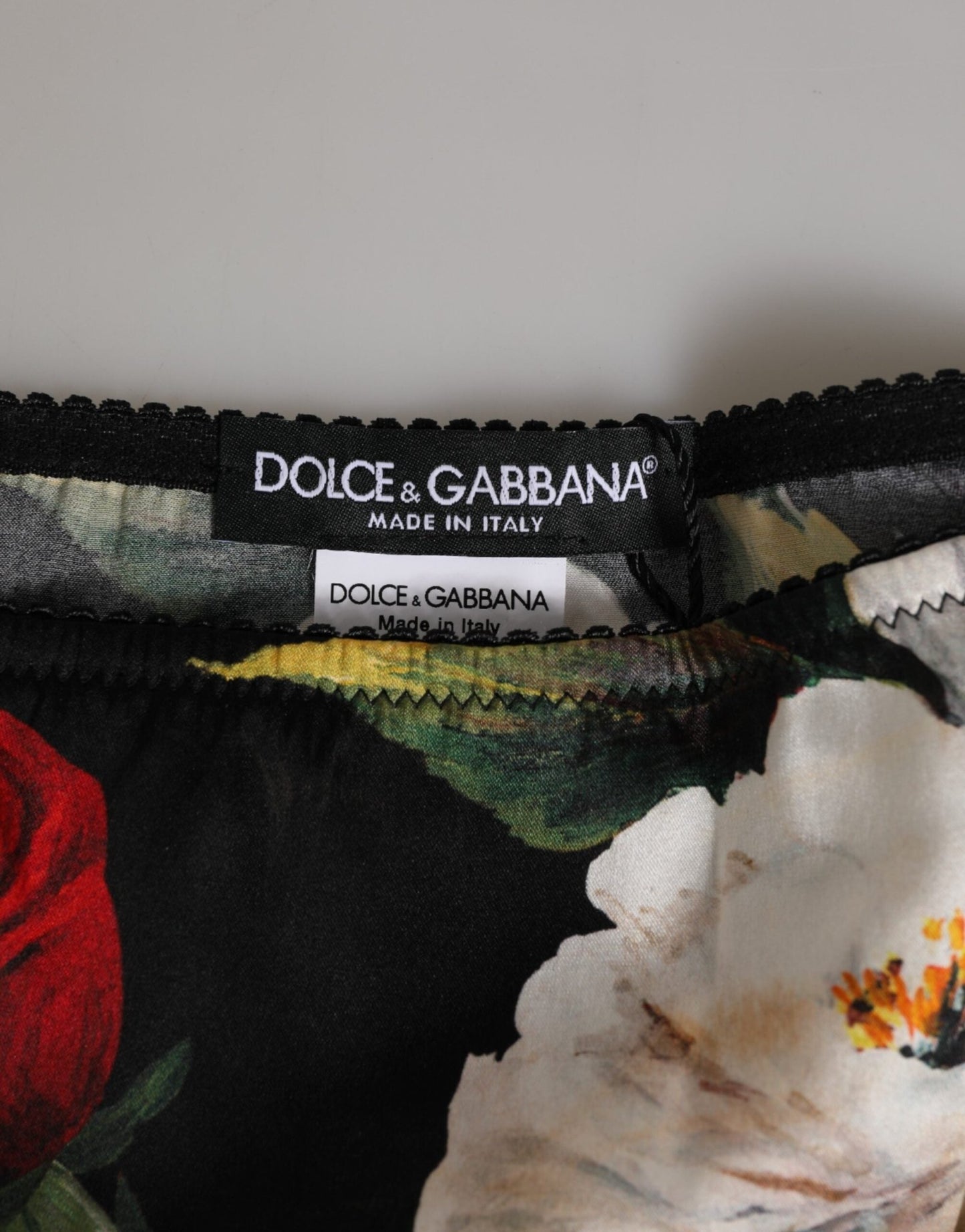 Dolce & Gabbana Black Floral Print Mid Waist Panty Underwear – IT2 | S par Dolce & Gabbana | Disponible sur Sandy Store ByNet