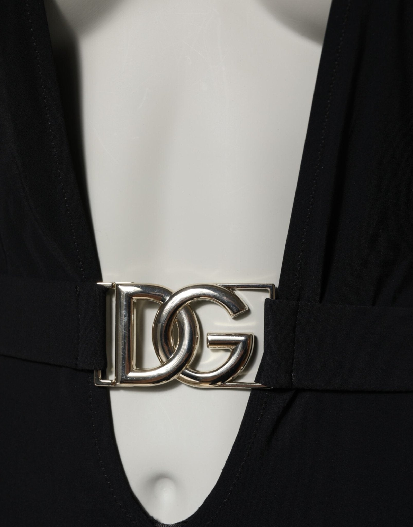 Dolce & Gabbana Black Nylon Deep V - Neck One Piece Swimwear – IT1 | XS par Dolce & Gabbana | Disponible sur Sandy Store ByNet