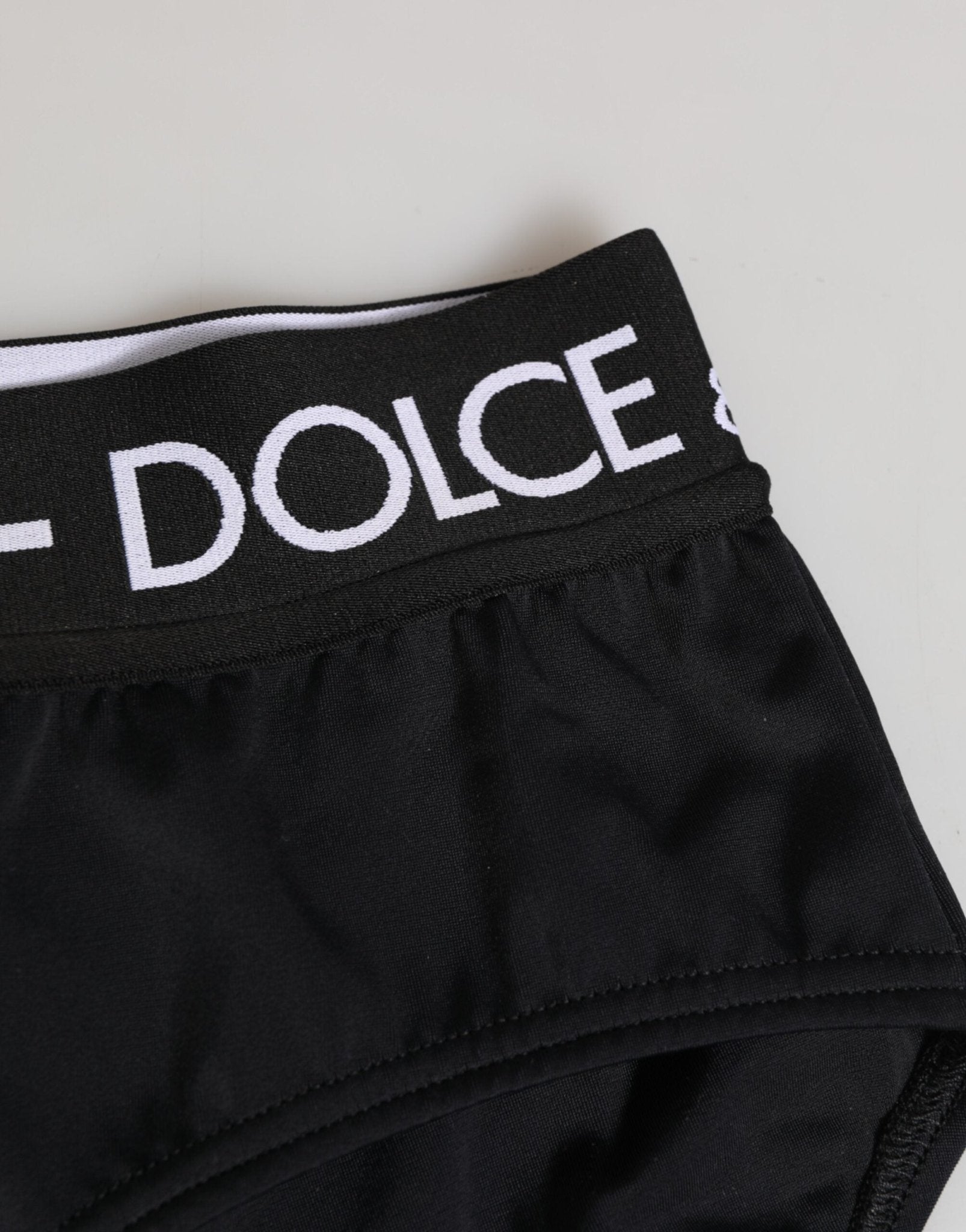 Dolce & Gabbana Black Nylon Logo Waistband Shorts Underwear – IT40|S par Dolce & Gabbana | Disponible sur Sandy Store ByNet