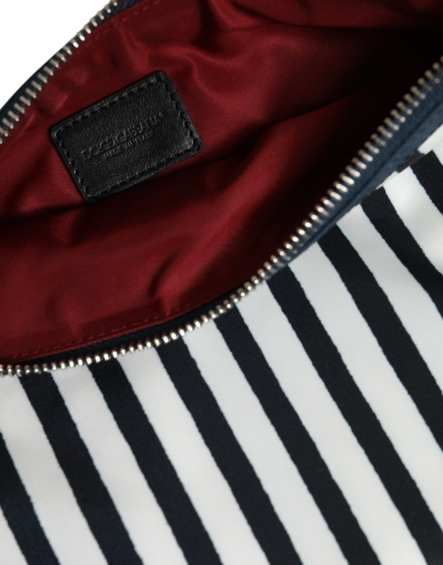 Dolce & Gabbana Black White Striped Logo Plaque Clutch Borse Pouch Bag – par Dolce & Gabbana | Disponible sur Sandy Store ByNet