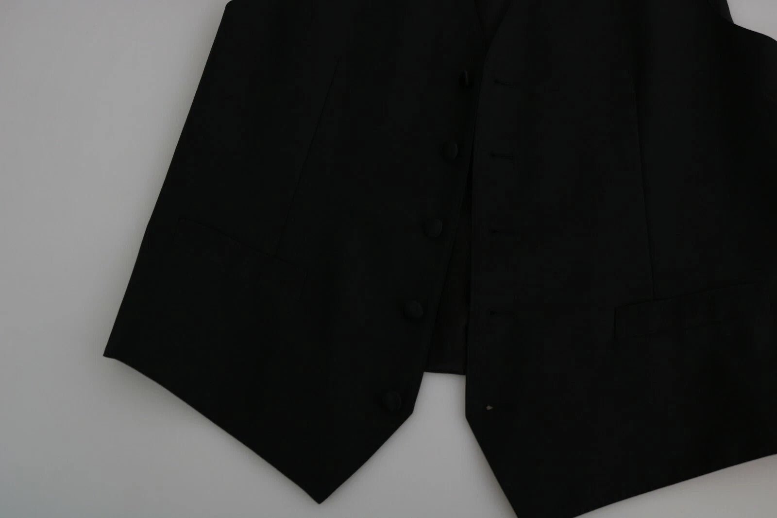 Dolce & Gabbana Black Wool Men Formal Waistcoat Vest – IT52 | L par Dolce & Gabbana | Disponible sur Sandy Store ByNet