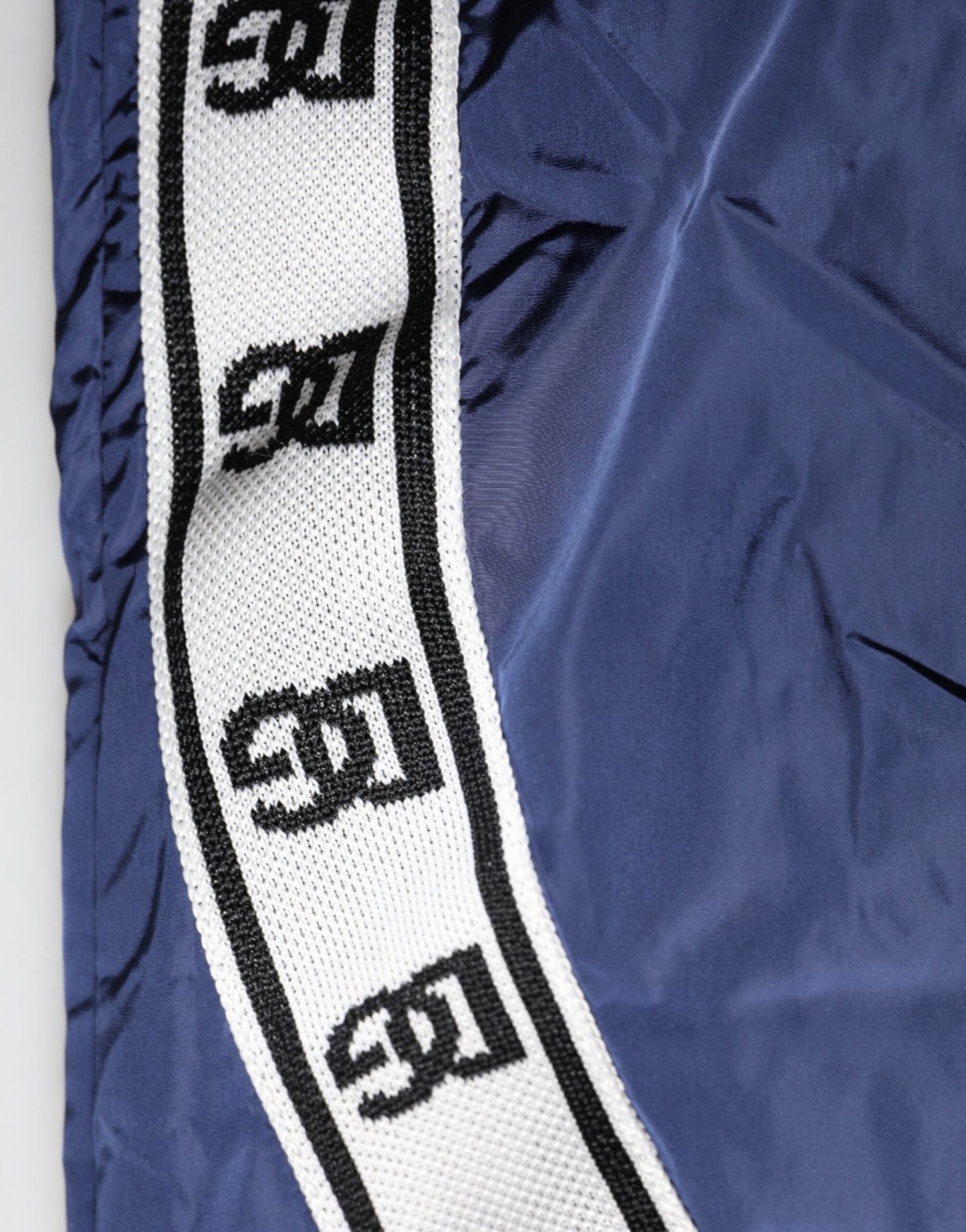 Dolce & Gabbana Blue Nylon Straight Jogger Sweatpants Pants – IT44 | XS par Dolce & Gabbana | Disponible sur Sandy Store ByNet