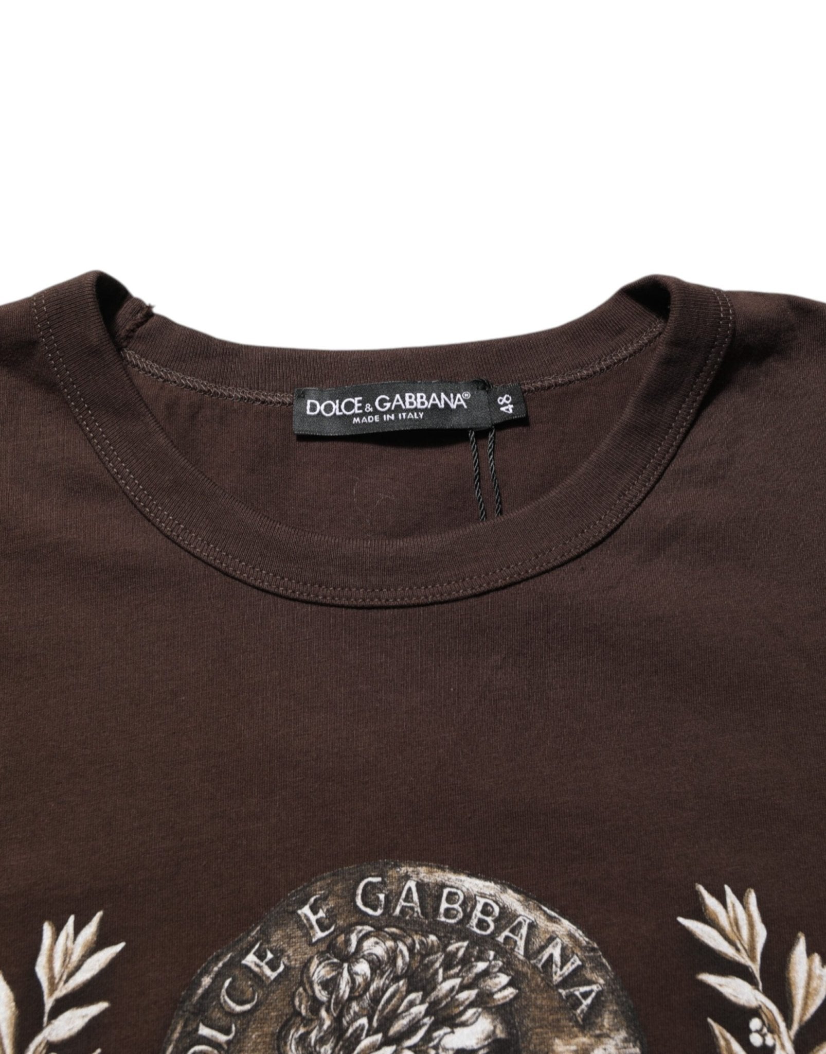 Dolce & Gabbana Brown Coin Laurel Print Men Crew Neck T-shirt – IT44 | XS par Dolce & Gabbana | Disponible sur Sandy Store ByNet