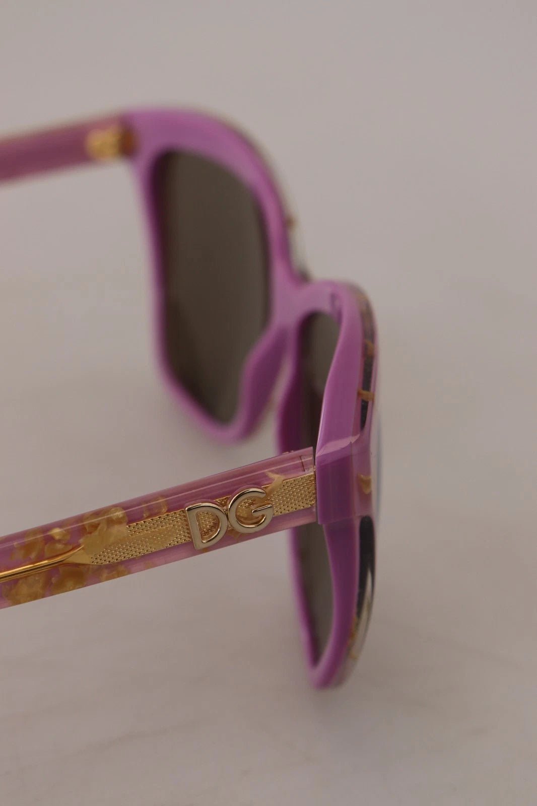 Dolce & Gabbana DG4251 Pink Gold Full Rim Rectangle Frame Shades – par Dolce & Gabbana | Disponible sur Sandy Store ByNet