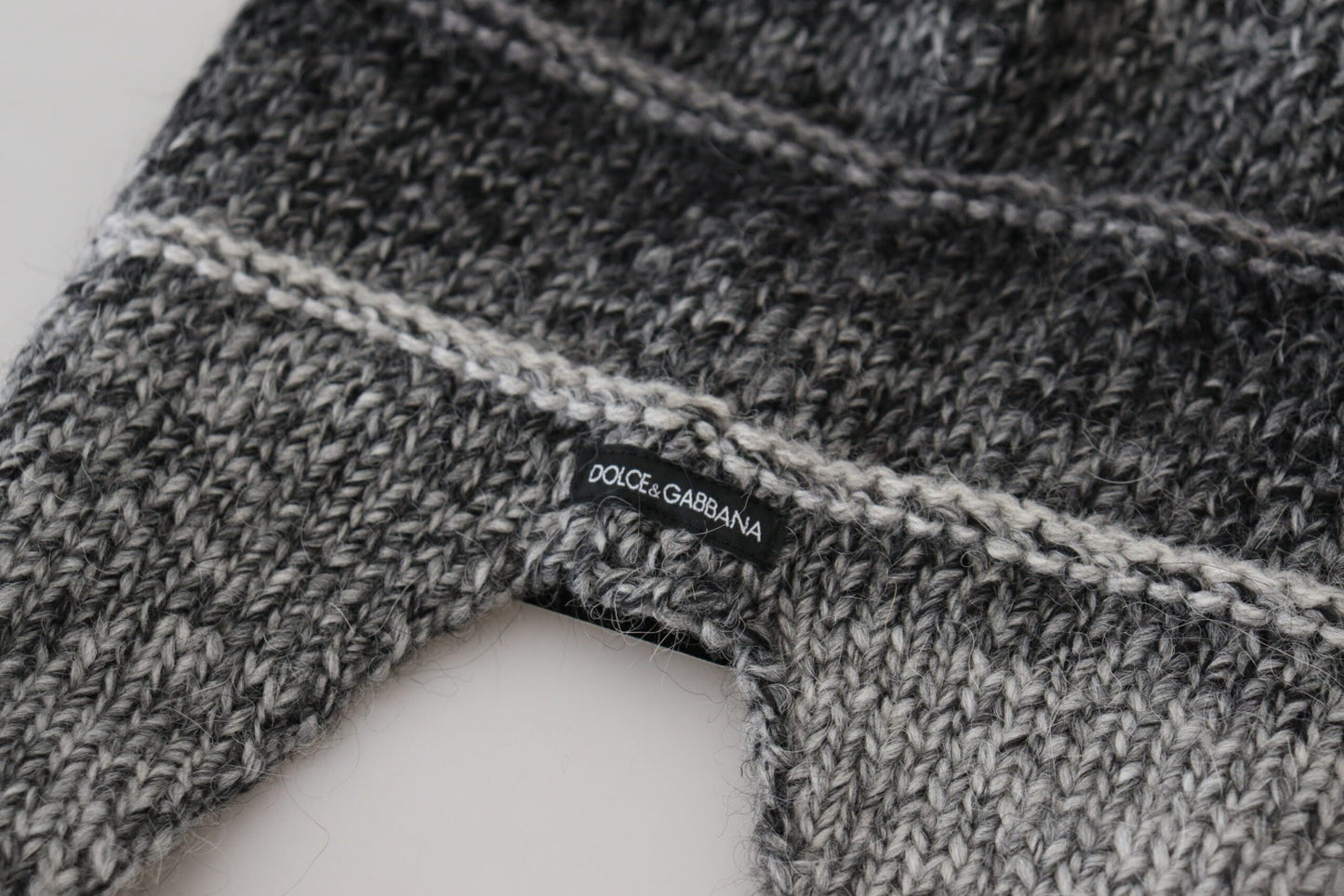 Dolce & Gabbana Elegant Gray Knitted Beanie Hat - Sandy Store ByNet