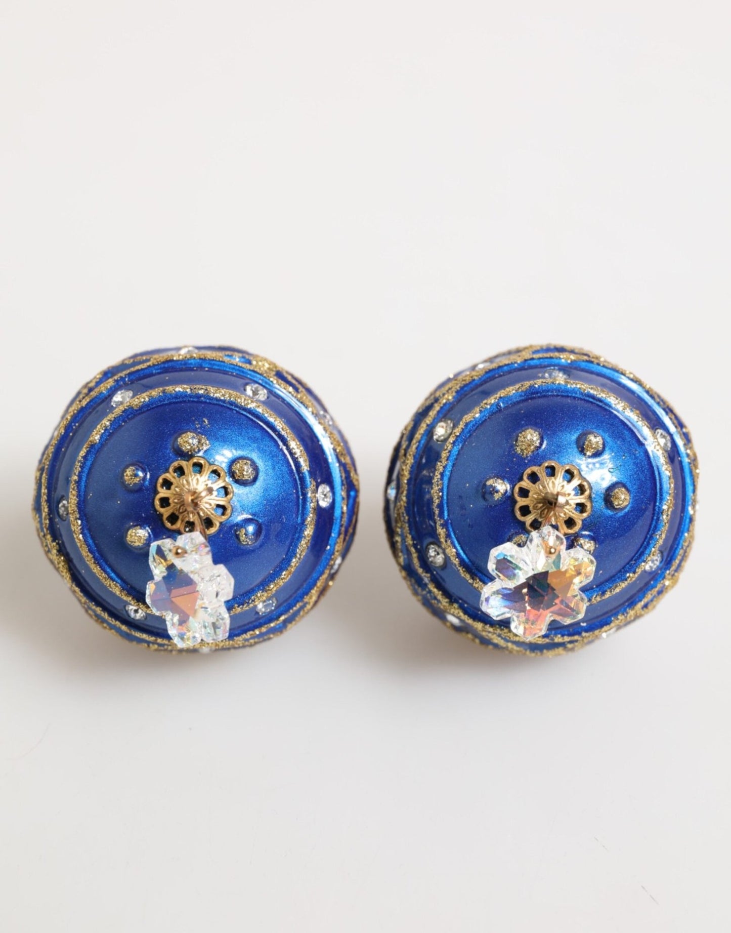 Dolce & Gabbana Gold Brass Blue Christmas Ball Crystal Drop Clip On Earrings – par Dolce & Gabbana | Disponible sur Sandy Store ByNet