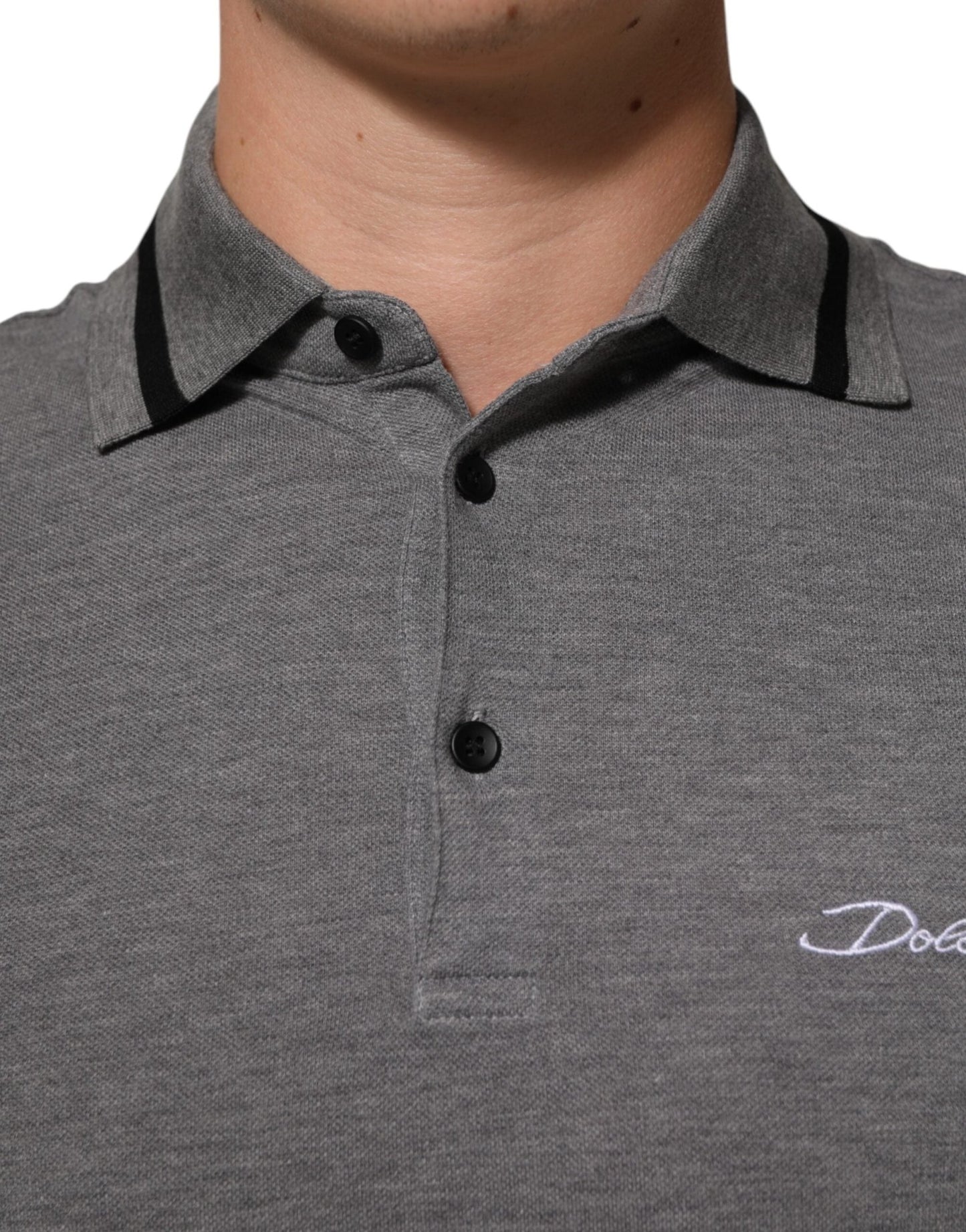 Dolce & Gabbana Gray Logo Embroidery Collared Polo T-shirt – IT44 | XS par Dolce & Gabbana | Disponible sur Sandy Store ByNet