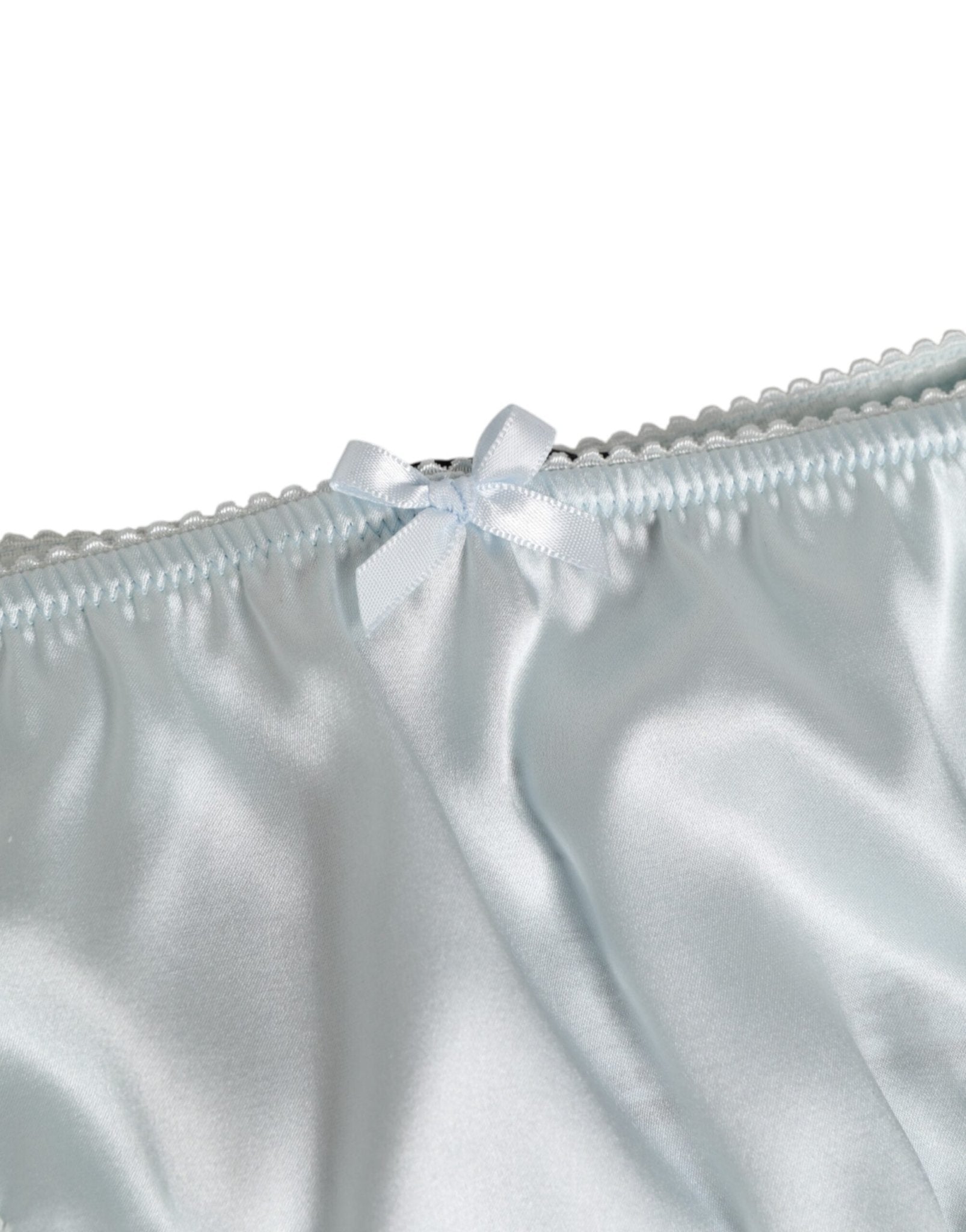 Dolce & Gabbana Gray Silk Satin Floral Lace Panty Brief Underwear – IT3 | M par Dolce & Gabbana | Disponible sur Sandy Store ByNet