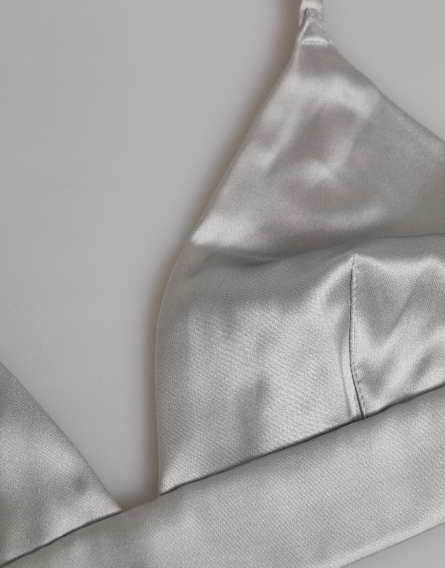 Dolce & Gabbana Gray Silk Satin Triangle Soft Cup Bra Underwear – IT2 | S par Dolce & Gabbana | Disponible sur Sandy Store ByNet