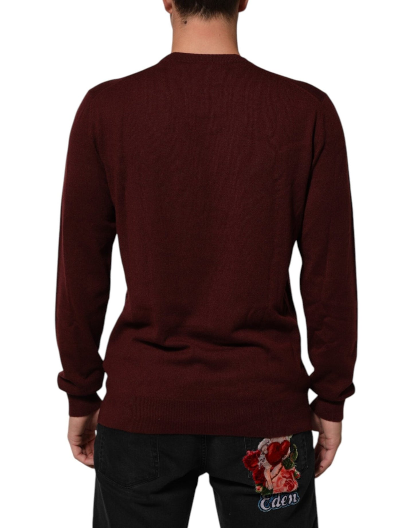 Dolce & Gabbana Maroon Cashmere Crew Neck Pullover Sweater – IT54 | XL par Dolce & Gabbana | Disponible sur Sandy Store ByNet