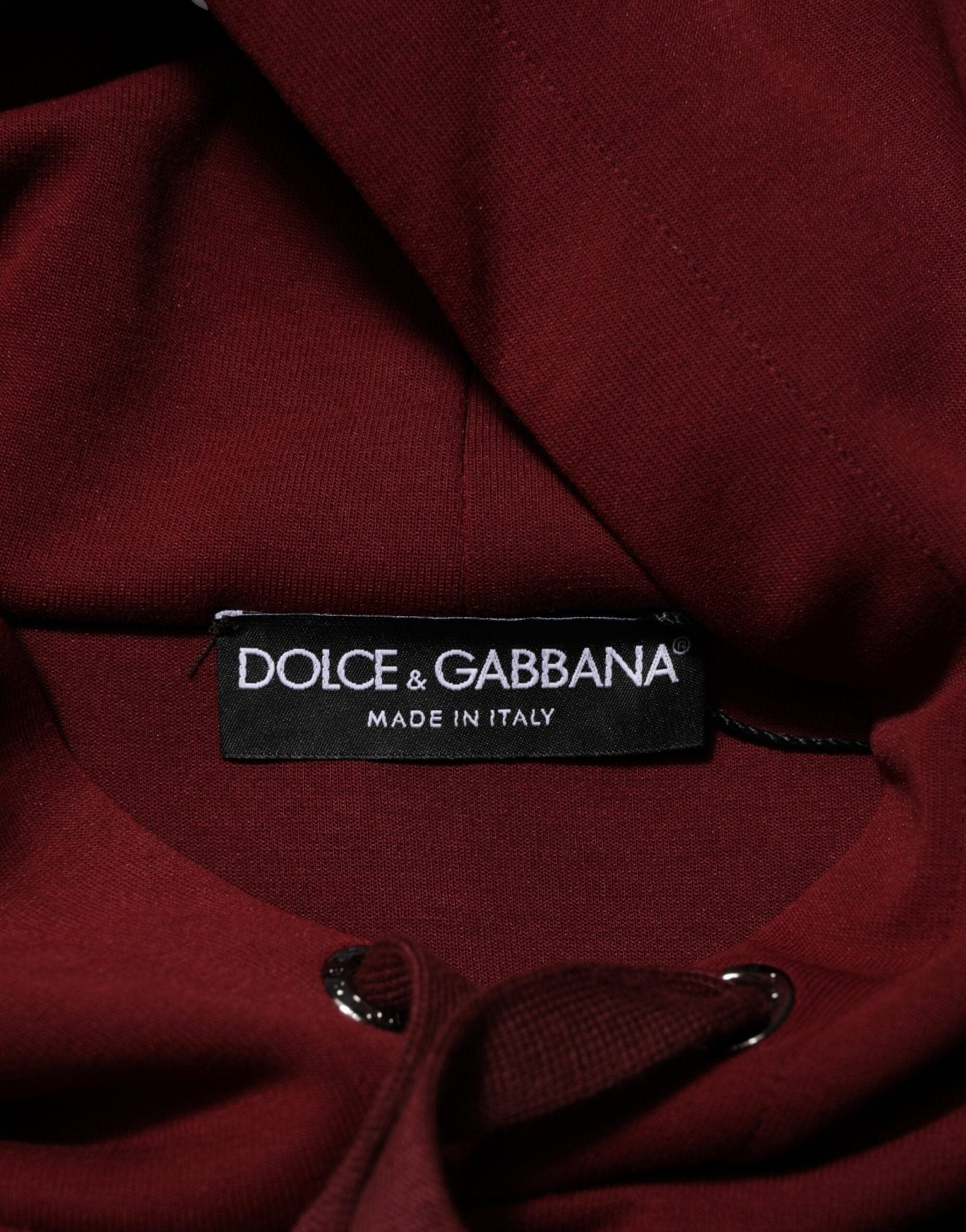 Dolce & Gabbana Maroon Embossed Logo Hooded Sweatshirt Sweater – L par Dolce & Gabbana | Disponible sur Sandy Store ByNet