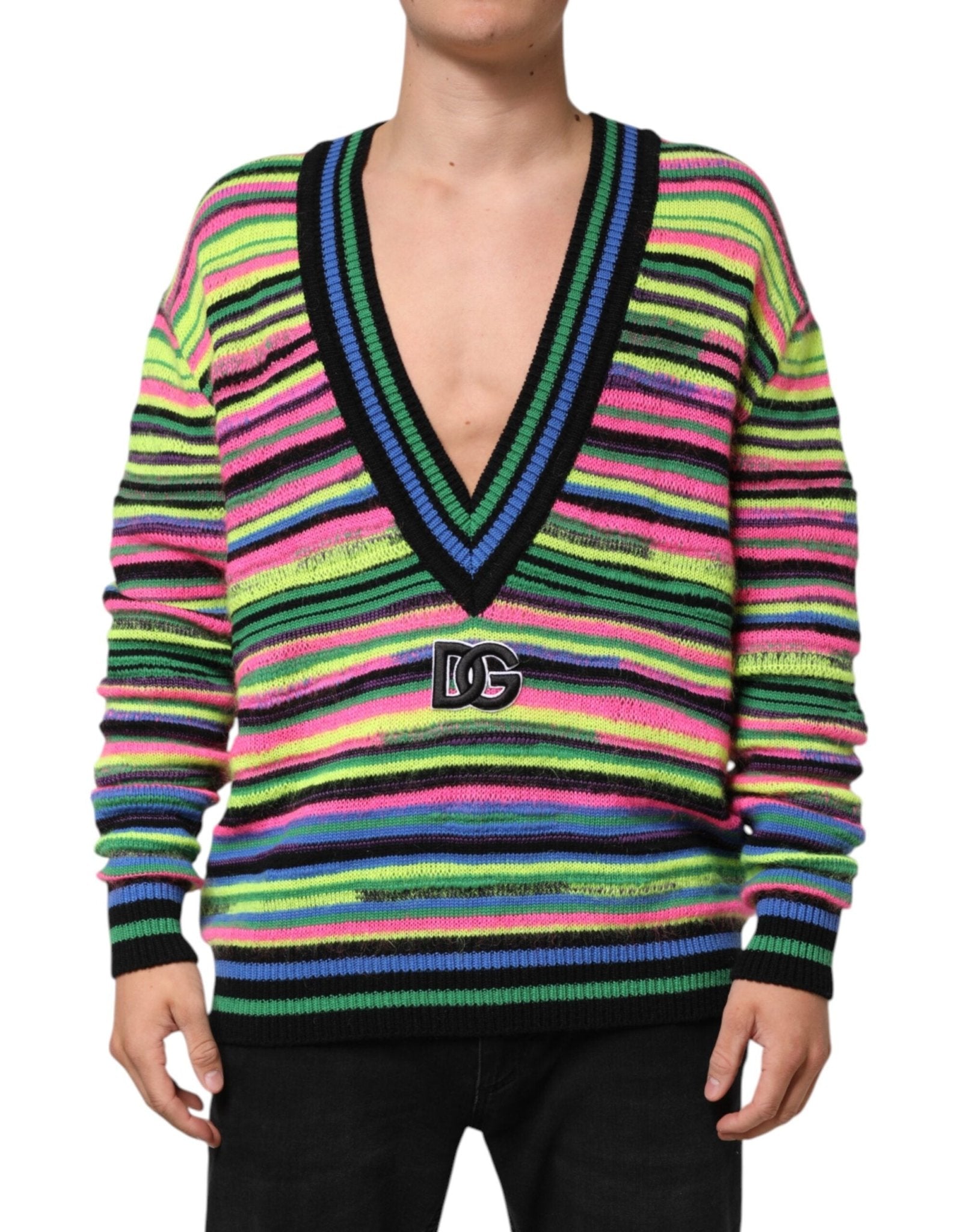 Dolce & Gabbana Multicolor DG Logo V - Neck Knit Pullover Sweater – M par Dolce & Gabbana | Disponible sur Sandy Store ByNet