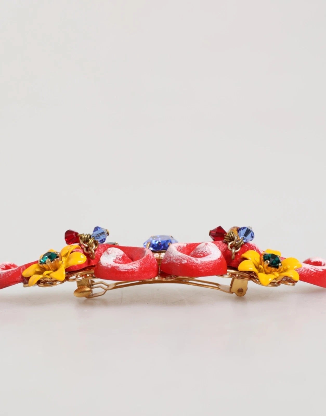 Dolce & Gabbana Multicolor Spring CARRETTO Gold Brass Crystal Hair Clip – par Dolce & Gabbana | Disponible sur Sandy Store ByNet