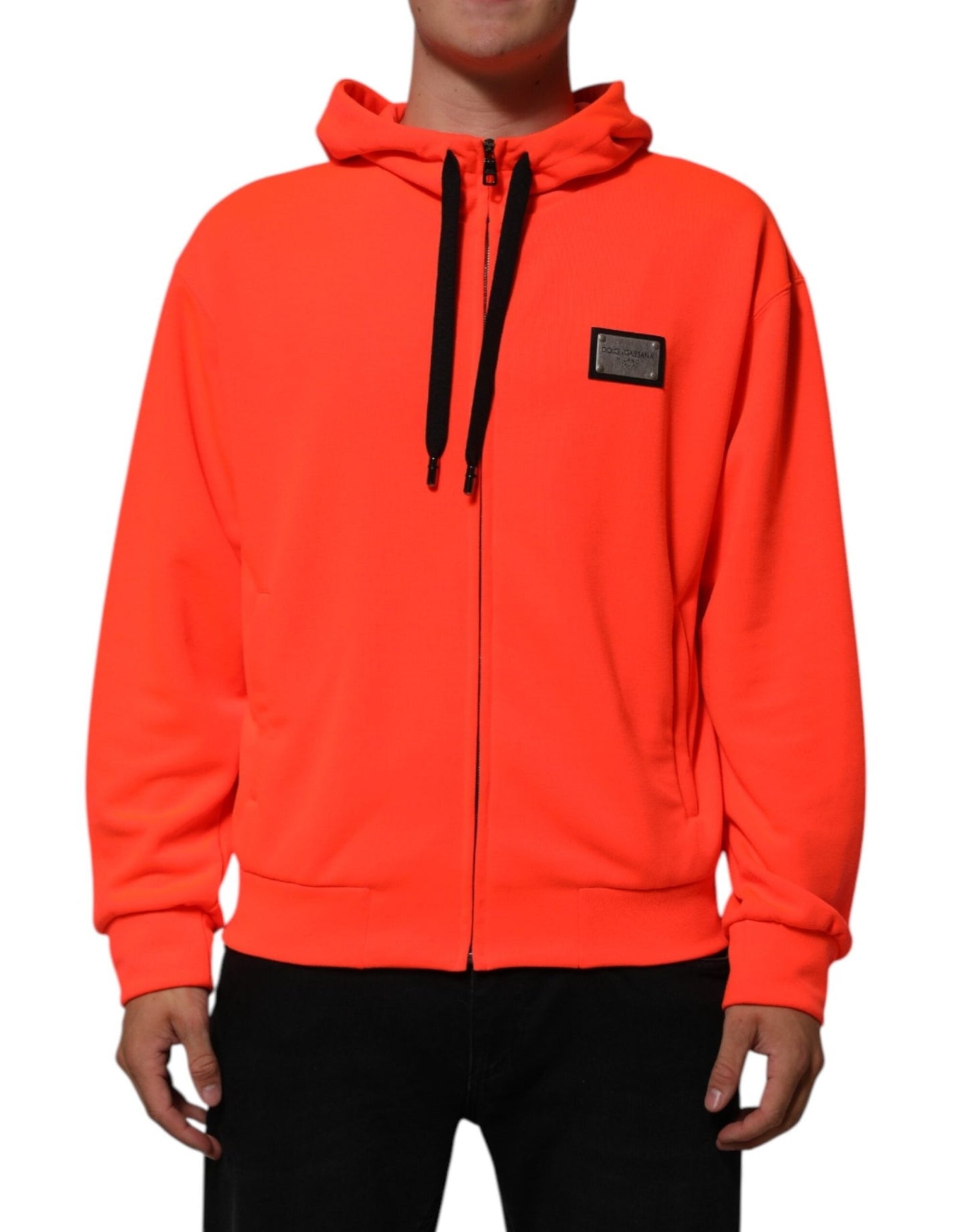 Dolce & Gabbana Red Fluorescent Polyester Logo Patch Hoodie Sweater – IT42 | XS par Dolce & Gabbana | Disponible sur Sandy Store ByNet