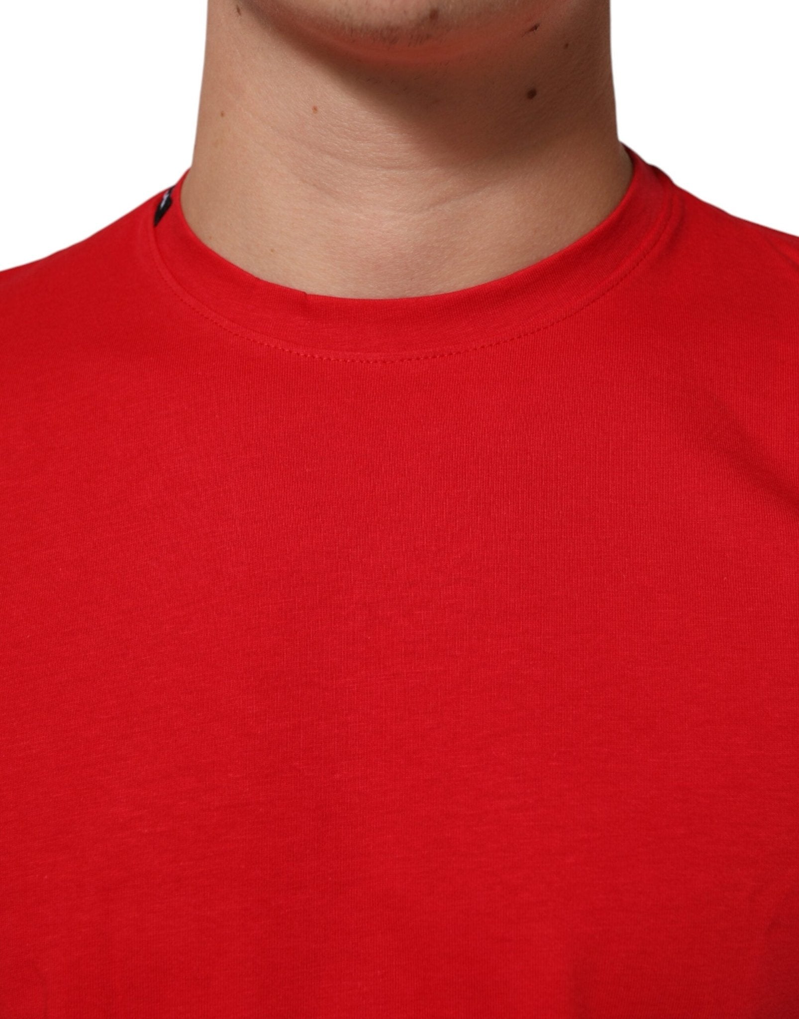 Dolce & Gabbana Red Goodluck 2023 Cotton Crew Neck T-shirt – IT46 | S par Dolce & Gabbana | Disponible sur Sandy Store ByNet