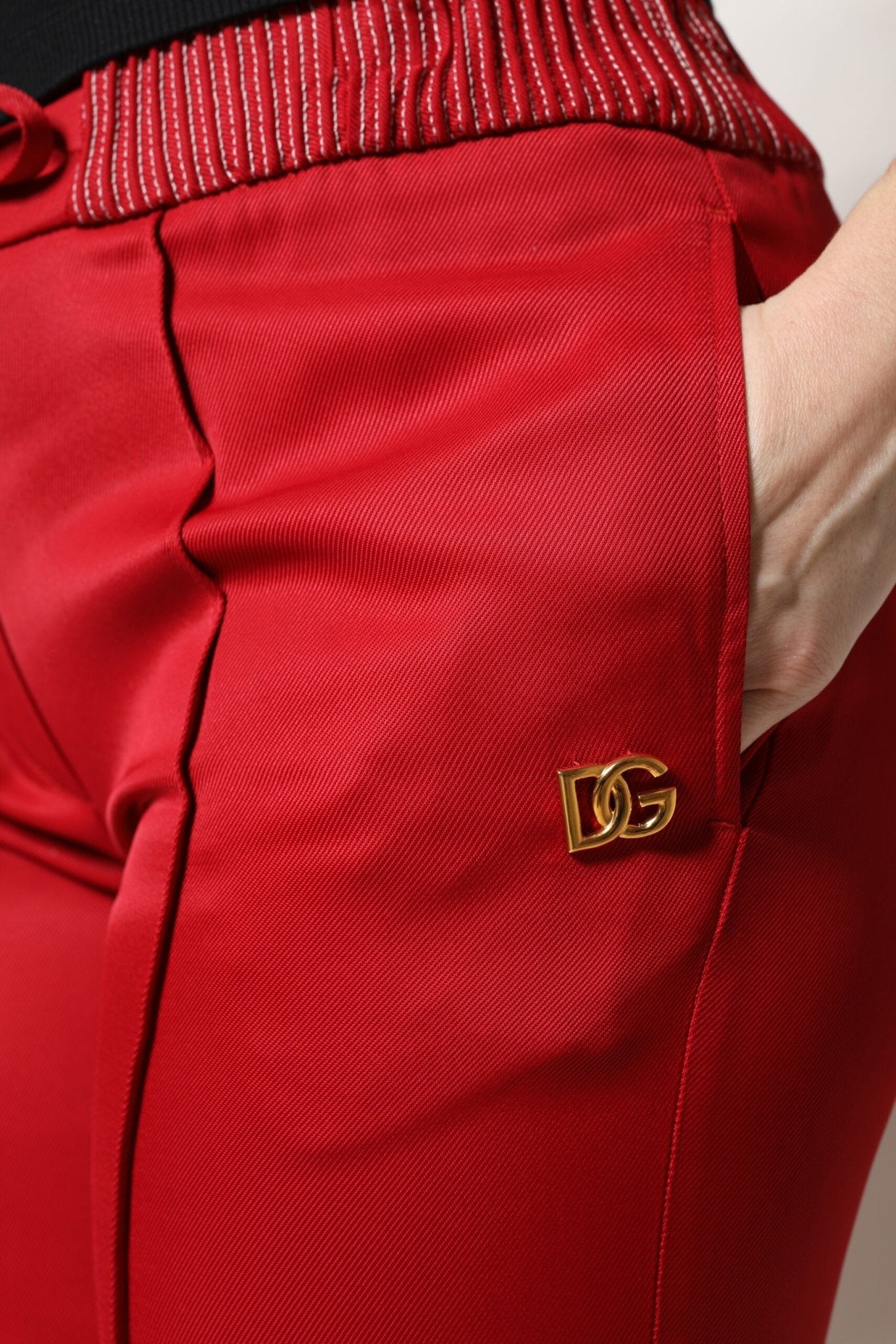 Dolce & Gabbana Red Viscose Straight Fit Pants - Sandy Store ByNet