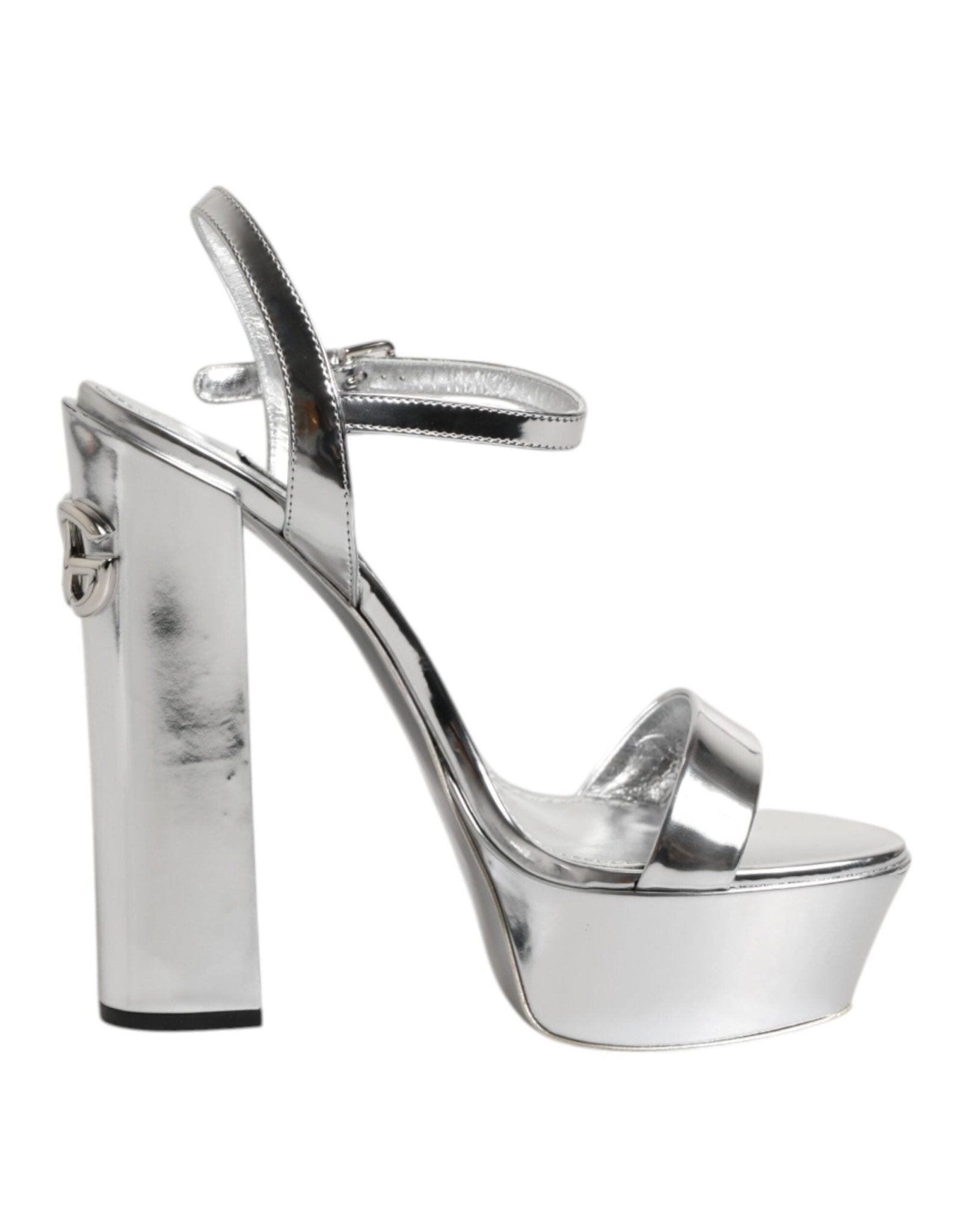 Dolce & Gabbana Silver Leather Platform Keira Sandals Shoes – EU39/US8.5 par Dolce & Gabbana | Disponible sur Sandy Store ByNet