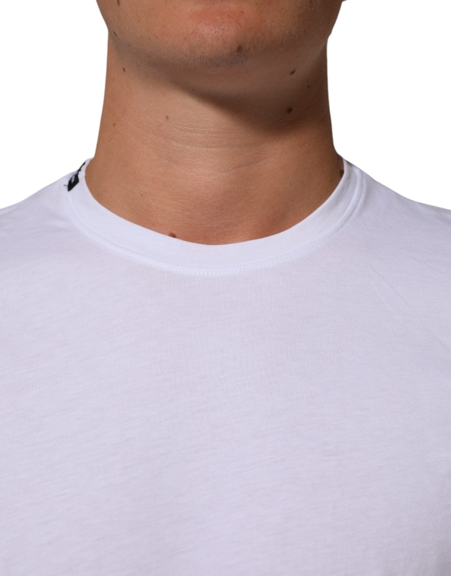 Dolce & Gabbana White Cotton Goodluck 2023 Crew Neck T-shirt – IT52 | XL par Dolce & Gabbana | Disponible sur Sandy Store ByNet