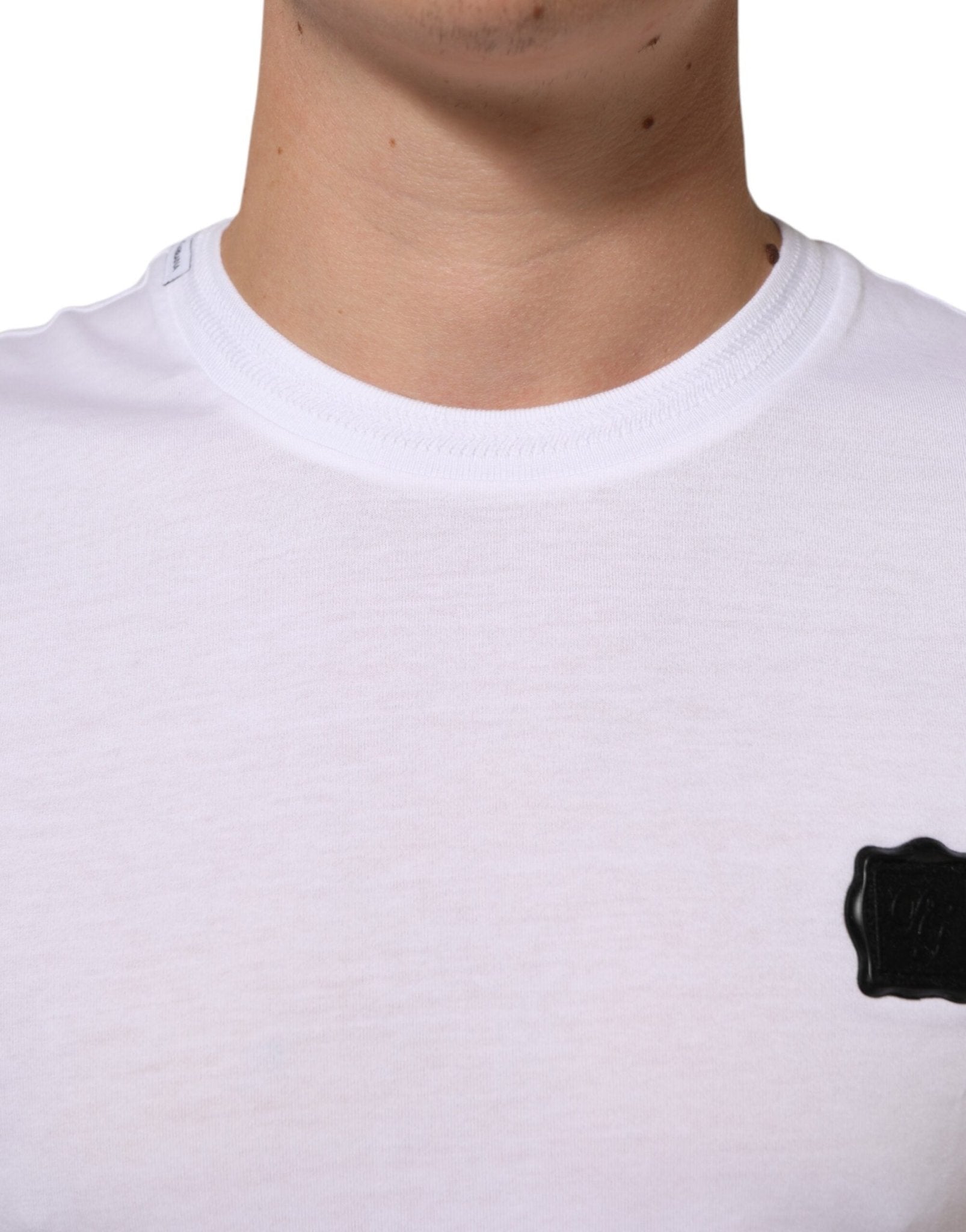 Dolce & Gabbana White Cotton Logo Patch Crew Neck T-shirt – IT44 | XS par Dolce & Gabbana | Disponible sur Sandy Store ByNet