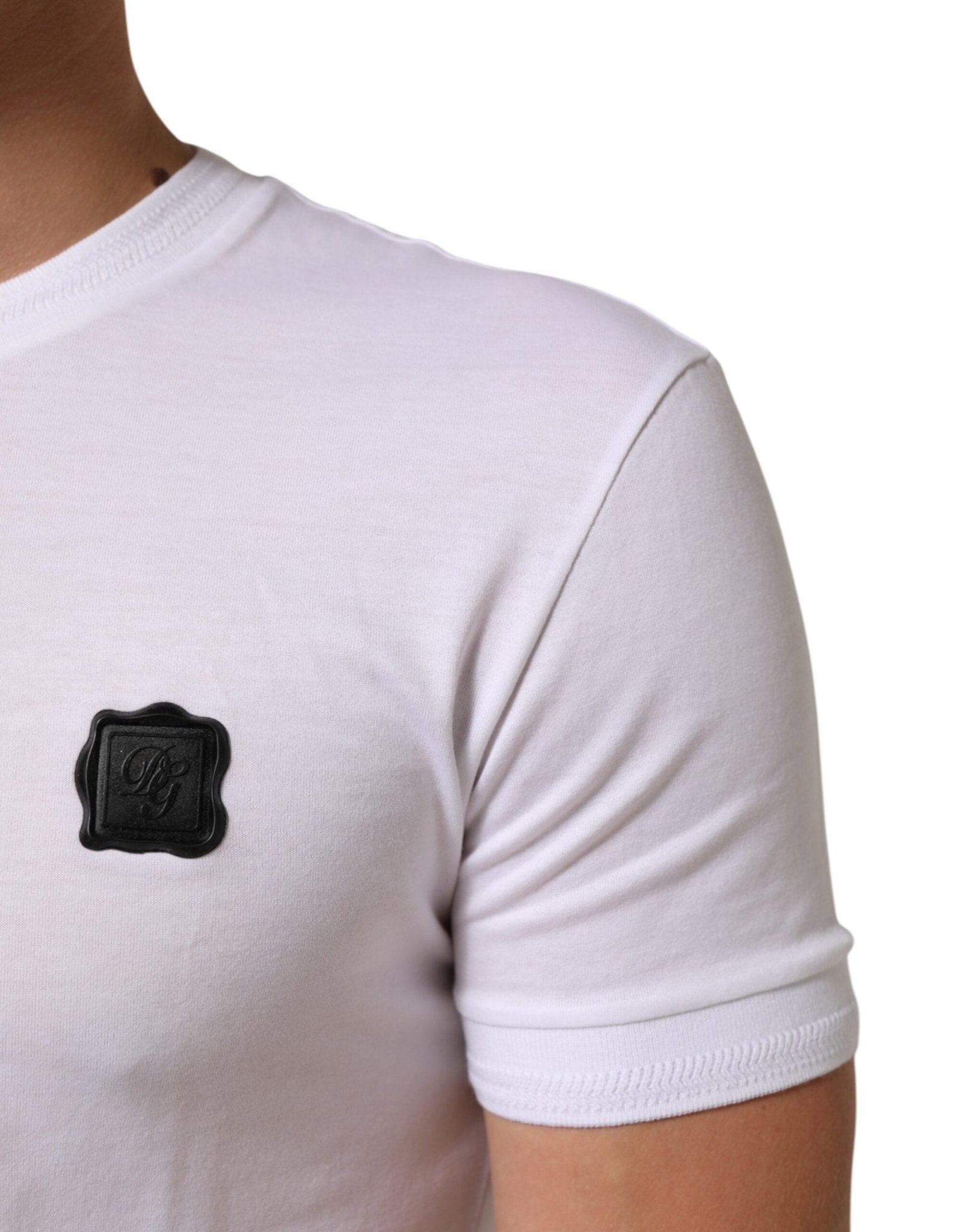 Dolce & Gabbana White Cotton Logo Patch Crew Neck T-shirt – IT44 | XS par Dolce & Gabbana | Disponible sur Sandy Store ByNet