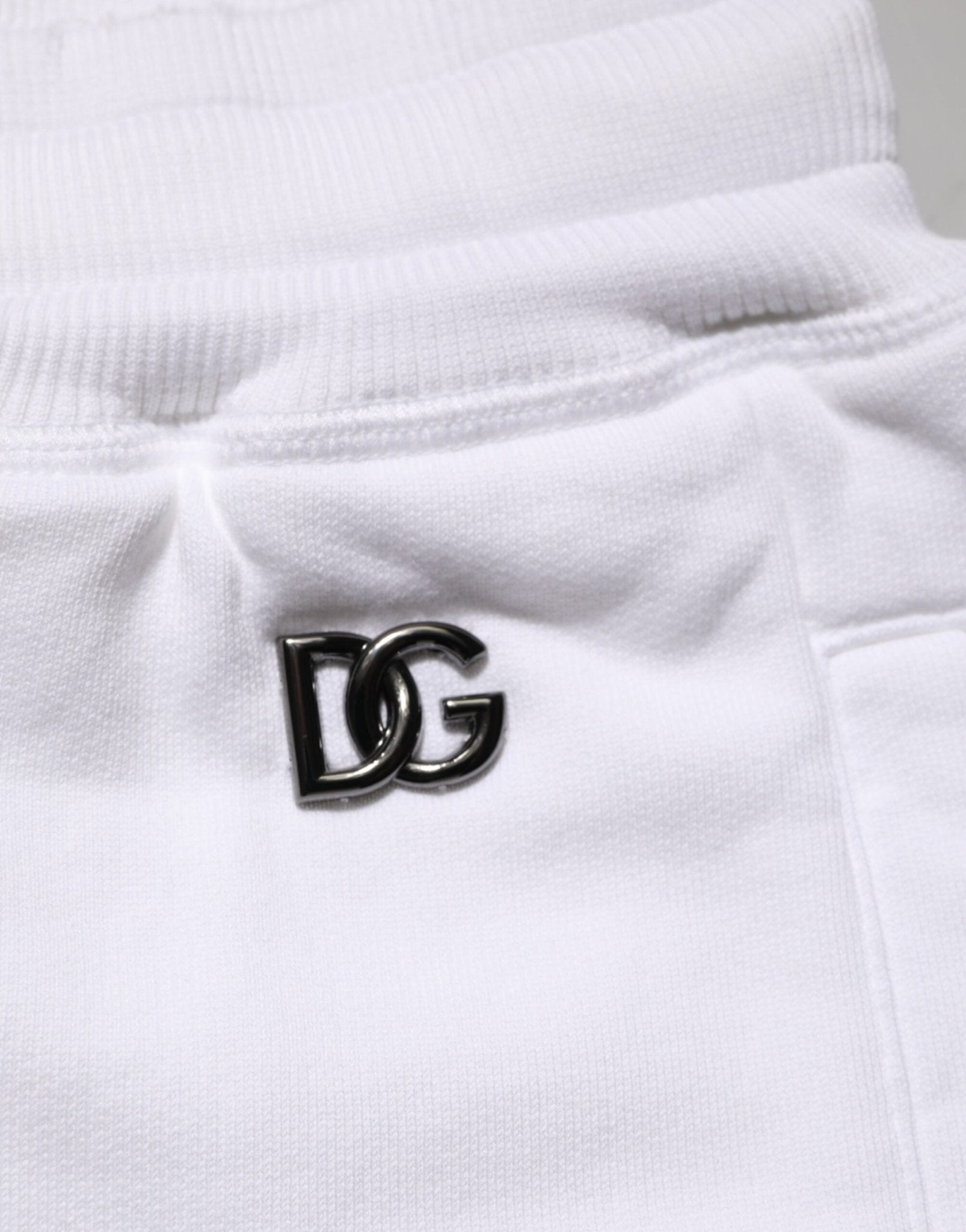 Dolce & Gabbana White Cotton Ripped Bermuda Sweatpants Shorts – IT46 | S par Dolce & Gabbana | Disponible sur Sandy Store ByNet