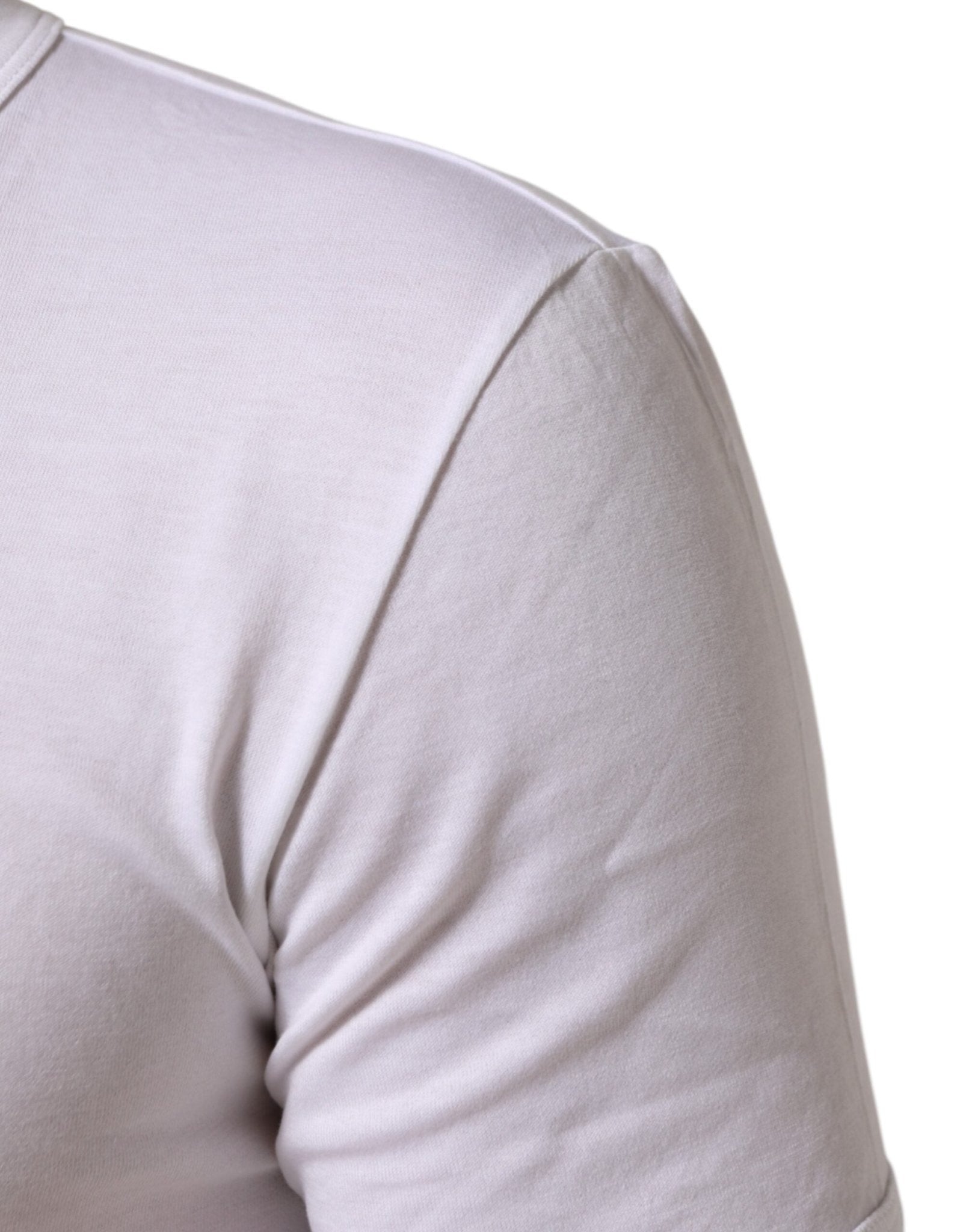 Dolce & Gabbana White Cotton V - Neck Short Sleeves T-shirt – IT58 | 3XL par Dolce & Gabbana | Disponible sur Sandy Store ByNet