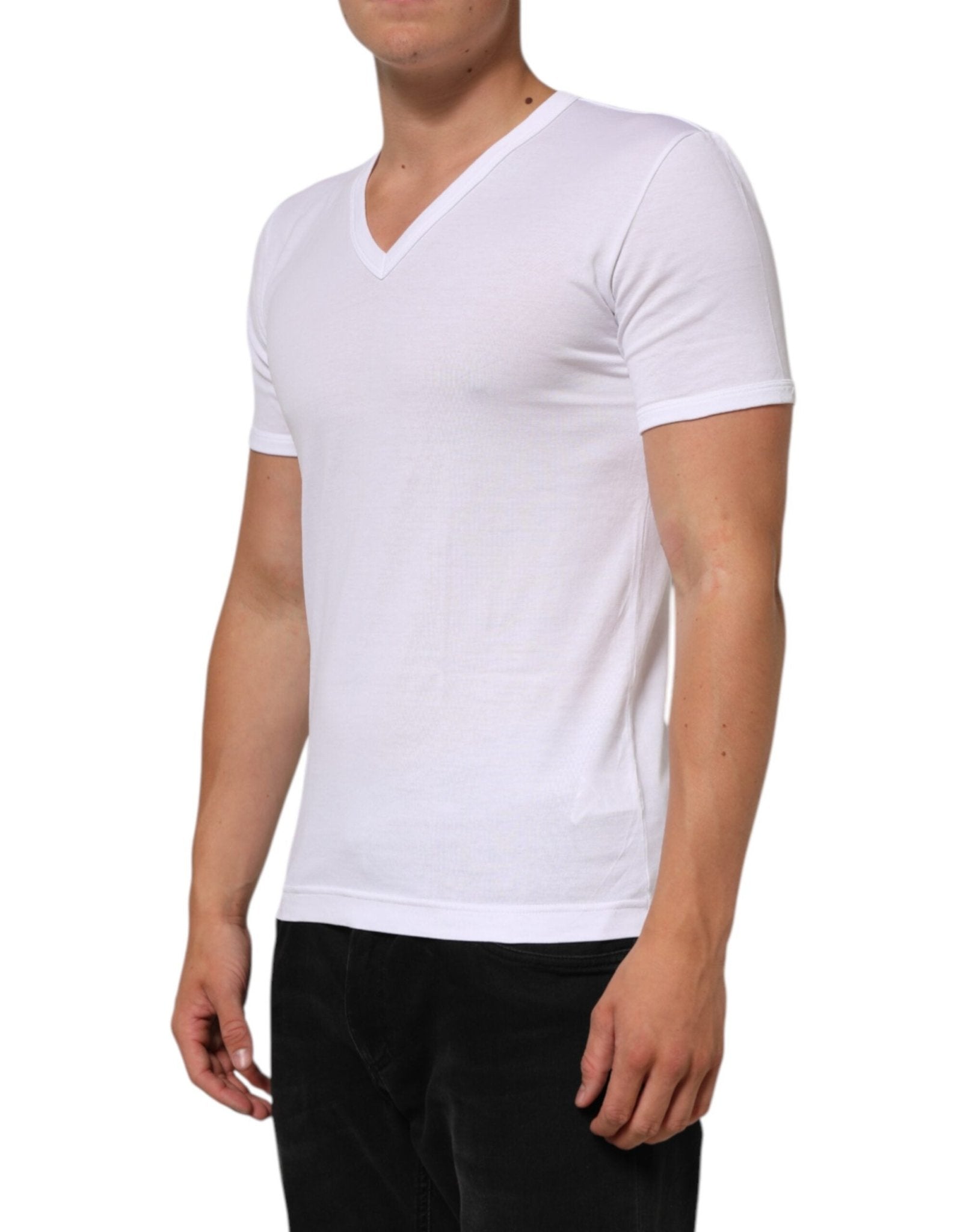 Dolce & Gabbana White Cotton V - Neck Short Sleeves T-shirt – IT58 | 3XL par Dolce & Gabbana | Disponible sur Sandy Store ByNet