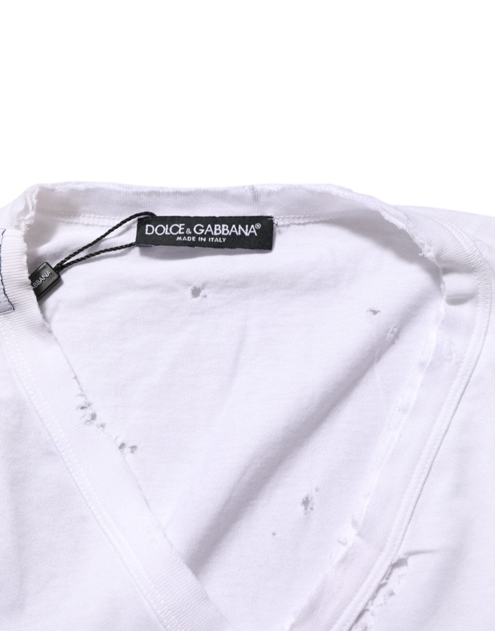 Dolce & Gabbana White Distressed Cotton V Neck Men T-shirt – IT48 | M par Dolce & Gabbana | Disponible sur Sandy Store ByNet