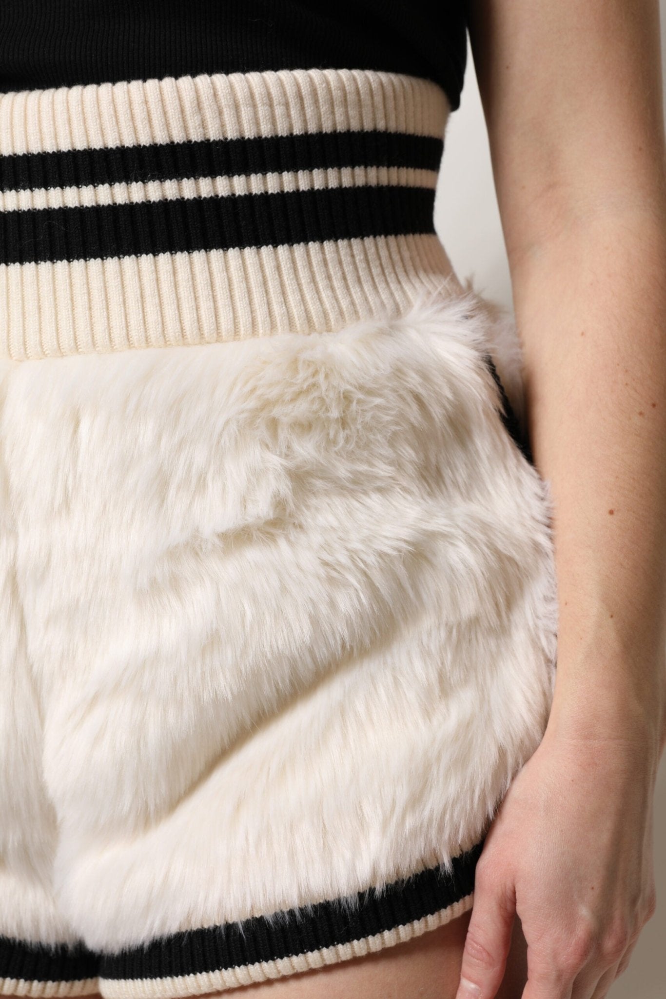Dolce & Gabbana White Faux Fur High Waisted Hot Pants Short - Sandy Store ByNet