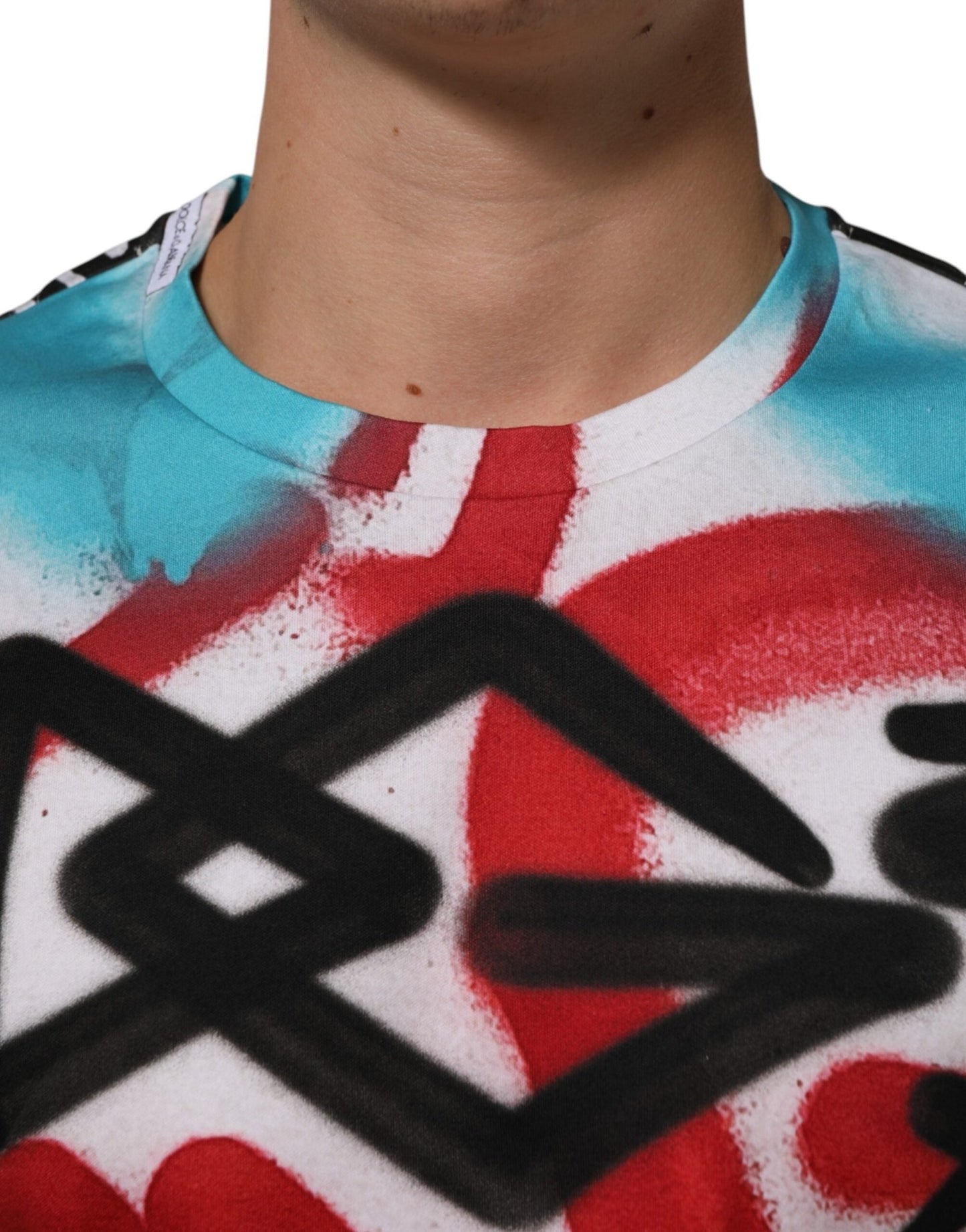 Dolce & Gabbana White Graffiti Crew Neck Short Sleeves T-shirt – XS par Dolce & Gabbana | Disponible sur Sandy Store ByNet