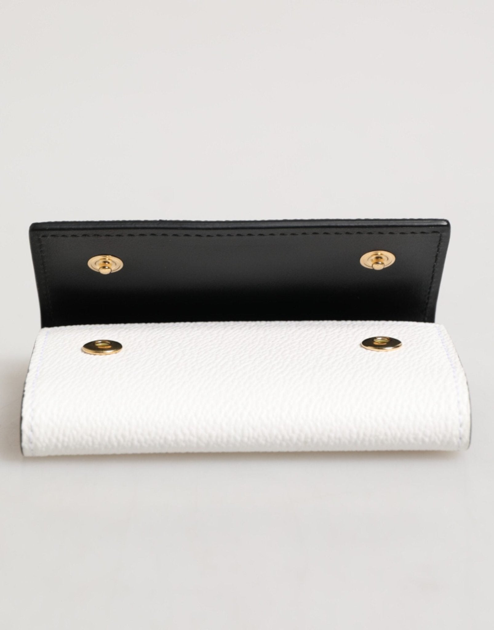 Dolce & Gabbana White Leather Card Case Holder Wallet Gold Logo Plate Key Holder – par Dolce & Gabbana | Disponible sur Sandy Store ByNet