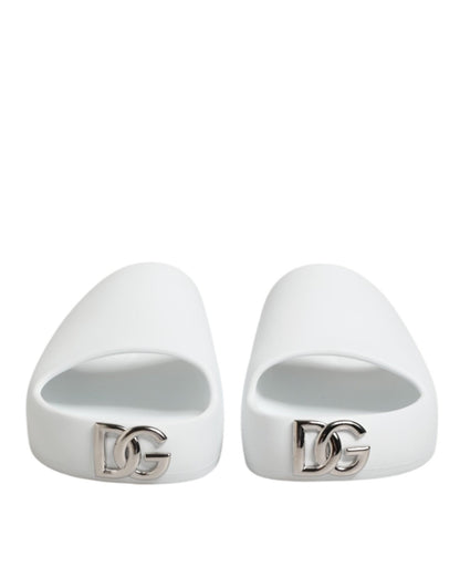 Dolce & Gabbana White Logo Slides Sandals Men Beachwear Shoes – EU40/US7 par Dolce & Gabbana | Disponible sur Sandy Store ByNet