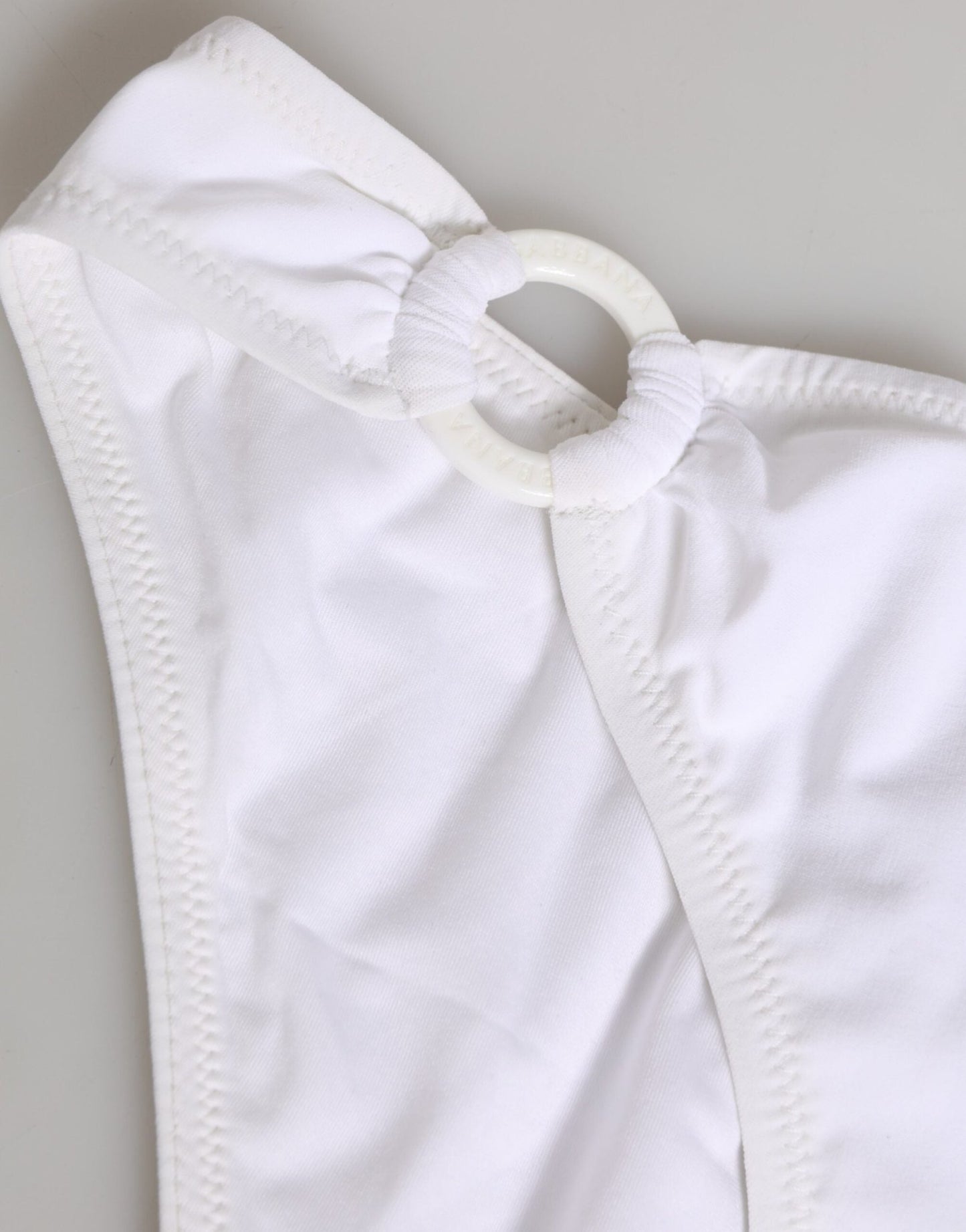 Dolce & Gabbana White Logo Swimsuit 2 Piece Top Bottom Swimwear – IT1 | XS par Dolce & Gabbana | Disponible sur Sandy Store ByNet