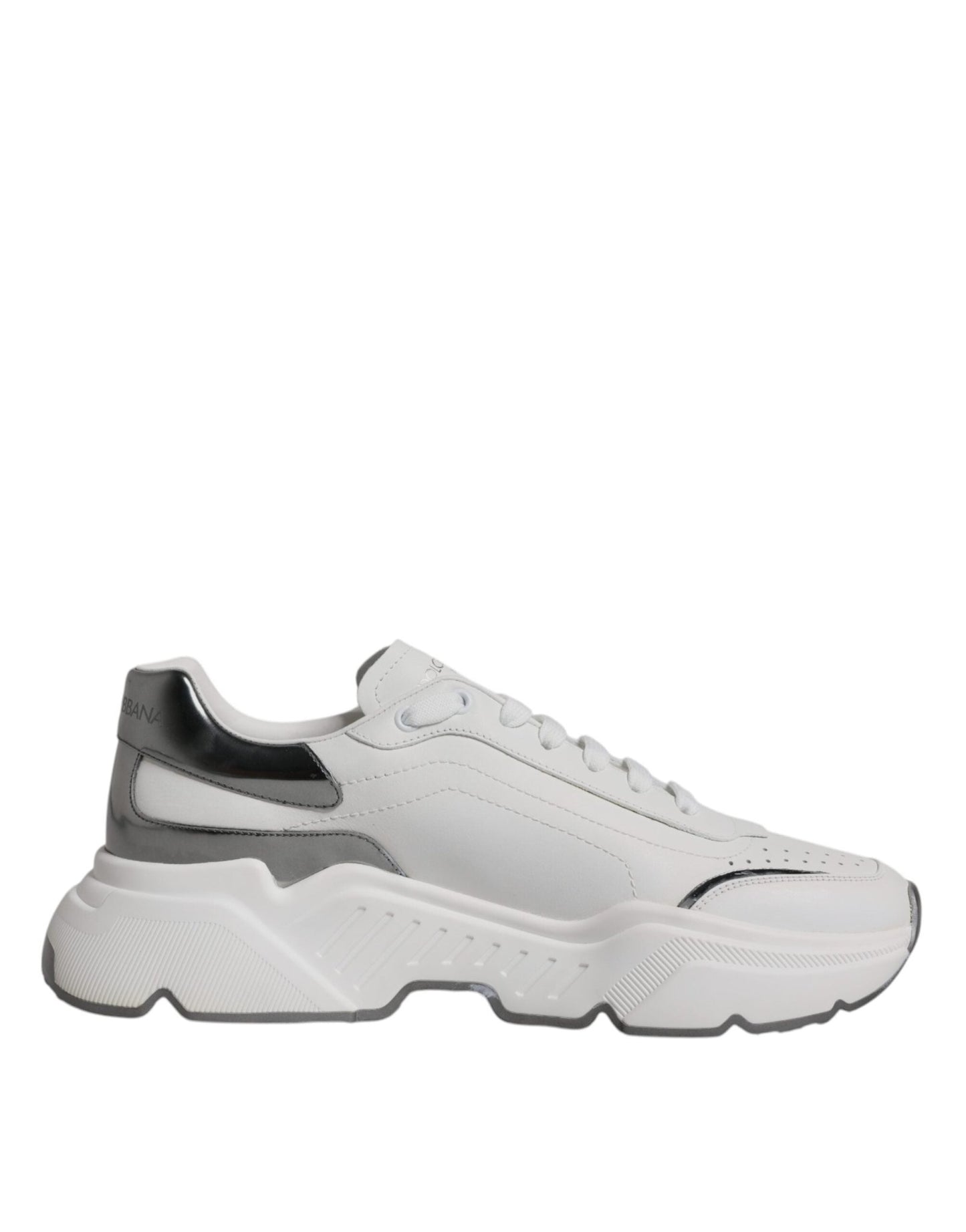 Dolce & Gabbana White Silver DAYMASTER Leather Sneakers Shoes – EU44.5/US11.5 par Dolce & Gabbana | Disponible sur Sandy Store ByNet