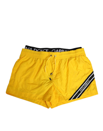 Dolce & Gabbana Yellow Drawstring Beachwear Men Shorts Swimwear – IT4 | S par Dolce & Gabbana | Disponible sur Sandy Store ByNet